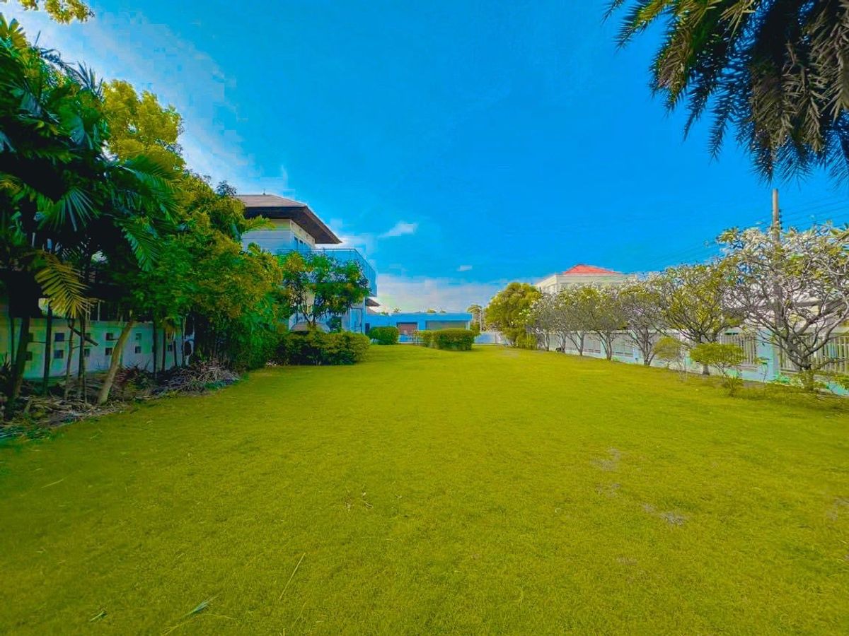 For SaleHouseSamut Prakan,Samrong : Single house with land, Village, Mill / 7 Bedrooms (Sale), Windmill Village / House Land 7 Bedrooms (For Sale) AIM003