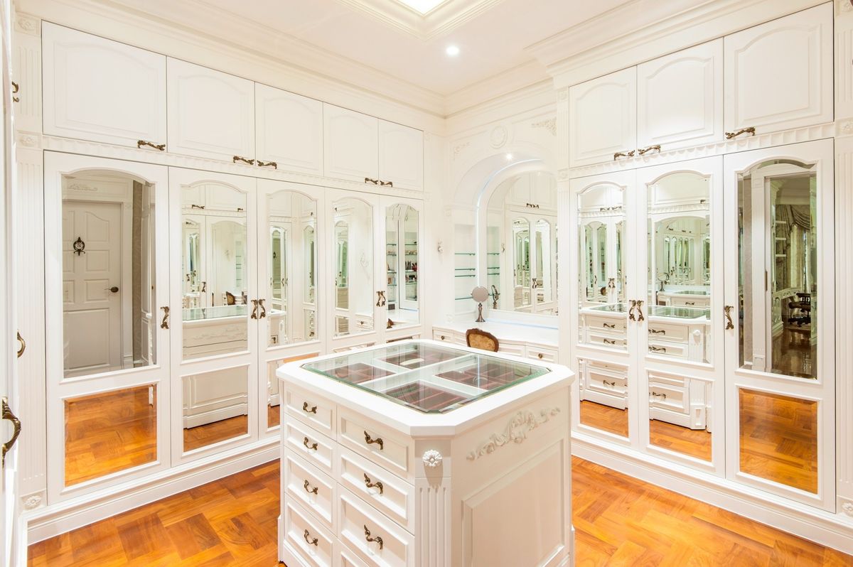 ขายบ้านพระราม 9 เพชรบุรีตัดใหม่ RCA : 🎁 อาณาจักรส่วนตัว 3 อาคารกลางเมือง! 🎁 ห่างสยามพารากอนแค่ 15 นาที!🌟