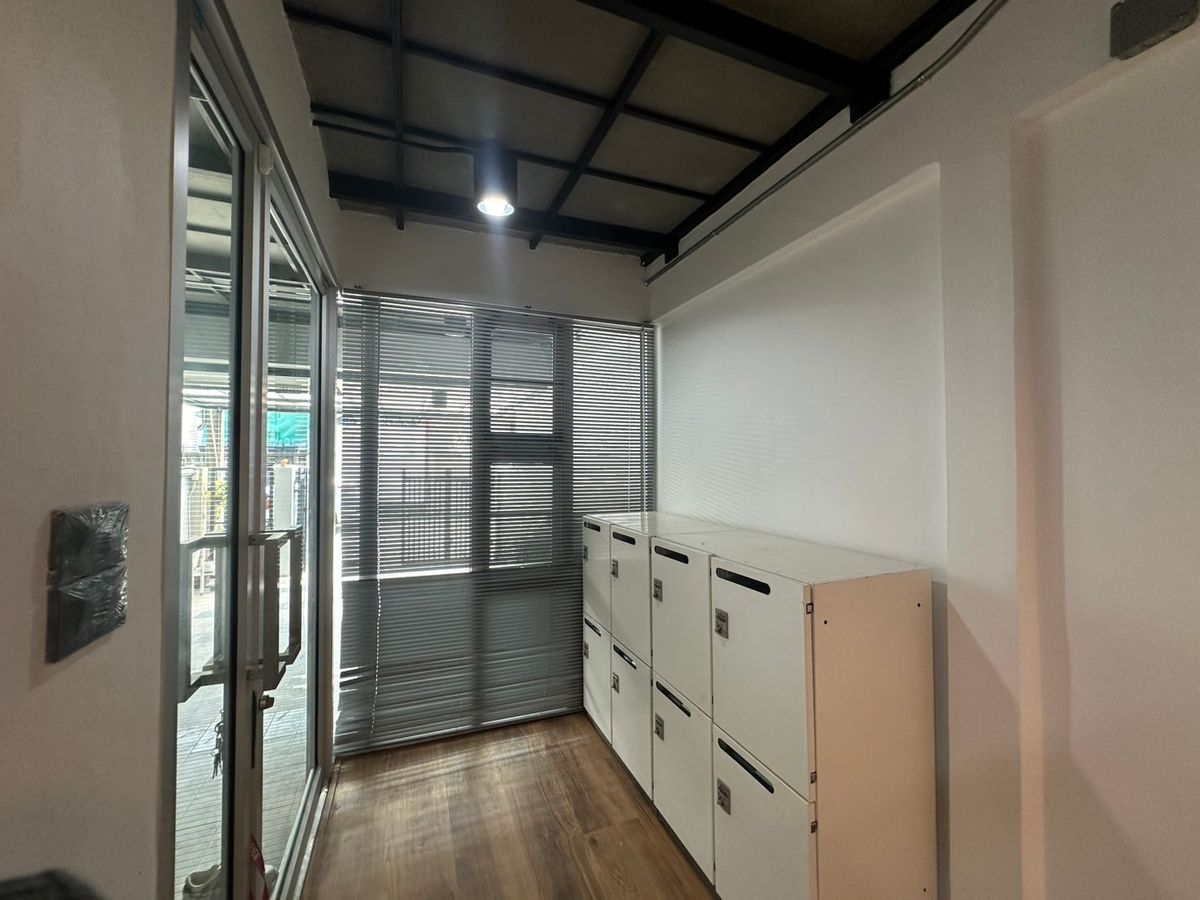 ขายทาวน์โฮมโชคชัย4 ลาดพร้าว71 : 🌟 ทาวน์เฮ้าส์ 2 ชั้น สไตล์ Loft Industrial สุดเท่ ทำเลทองใน โชคชัย4! 🌟 