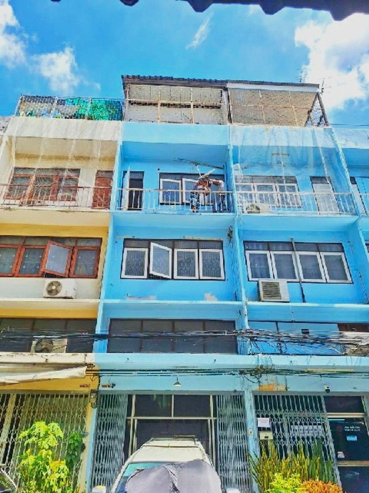 For RentShop HouseBang Sue, Wong Sawang, Tao Pun : Prachachuen 23-31 MRT BangSon 900m. For sale-rent commercial building 3.5-storey-roof terrace 18 sq.