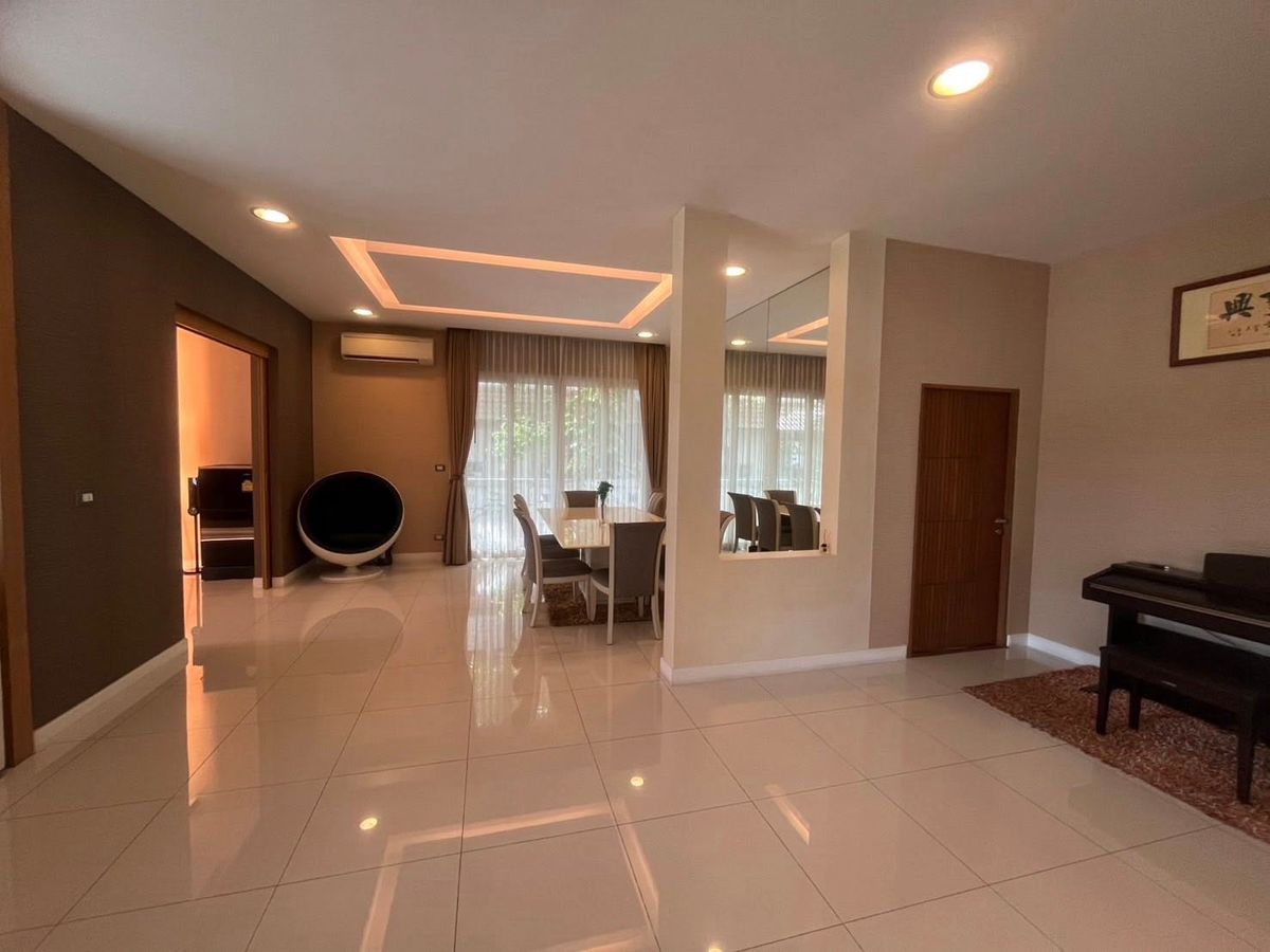 For SaleHouseSamut Prakan,Samrong : Single house with land, Village, Mill / 7 Bedrooms (Sale), Windmill Village / House Land 7 Bedrooms (For Sale) AIM003