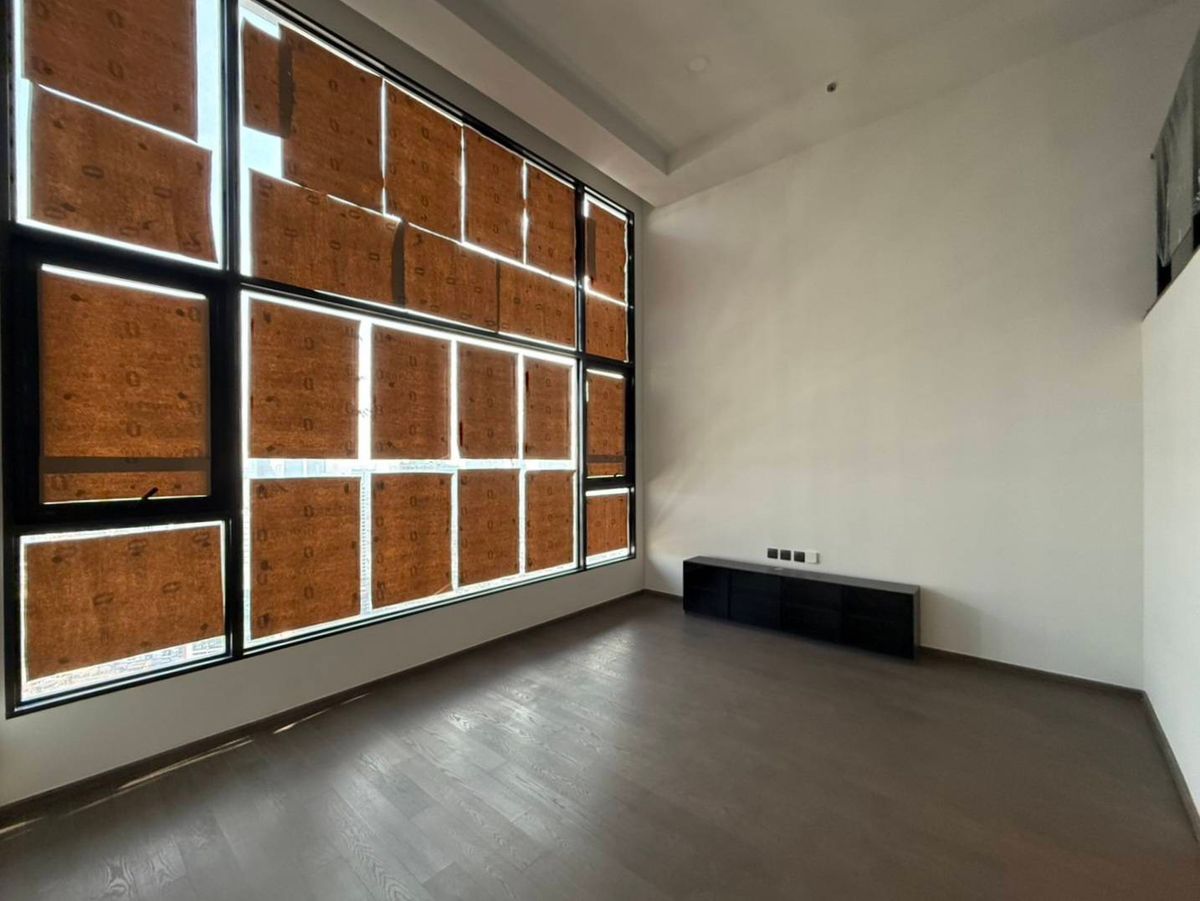 For SaleCondoSiam Paragon ,Chulalongkorn,Samyan : Park Origin Chula - Samyarn Condo for sale, price 13,900,000 baht [MKS250701]