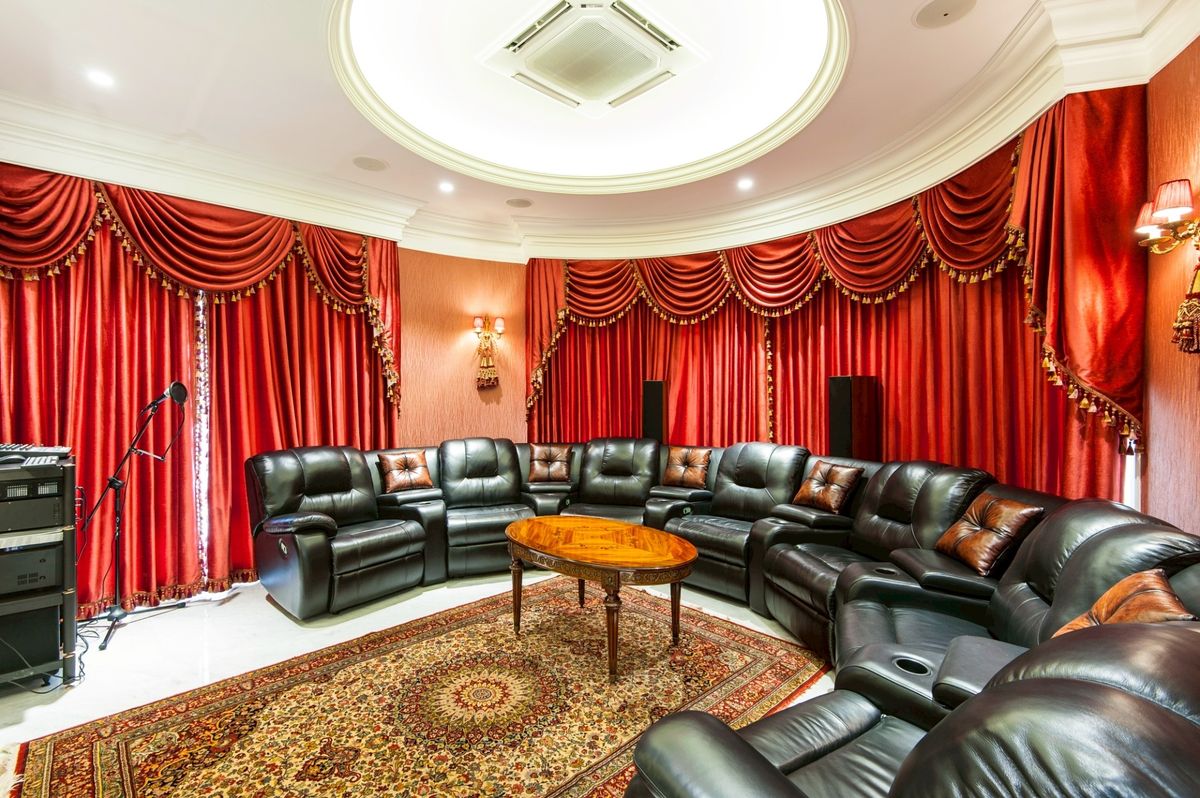 ขายบ้านพระราม 9 เพชรบุรีตัดใหม่ RCA : 🎁 อาณาจักรส่วนตัว 3 อาคารกลางเมือง! 🎁 ห่างสยามพารากอนแค่ 15 นาที!🌟