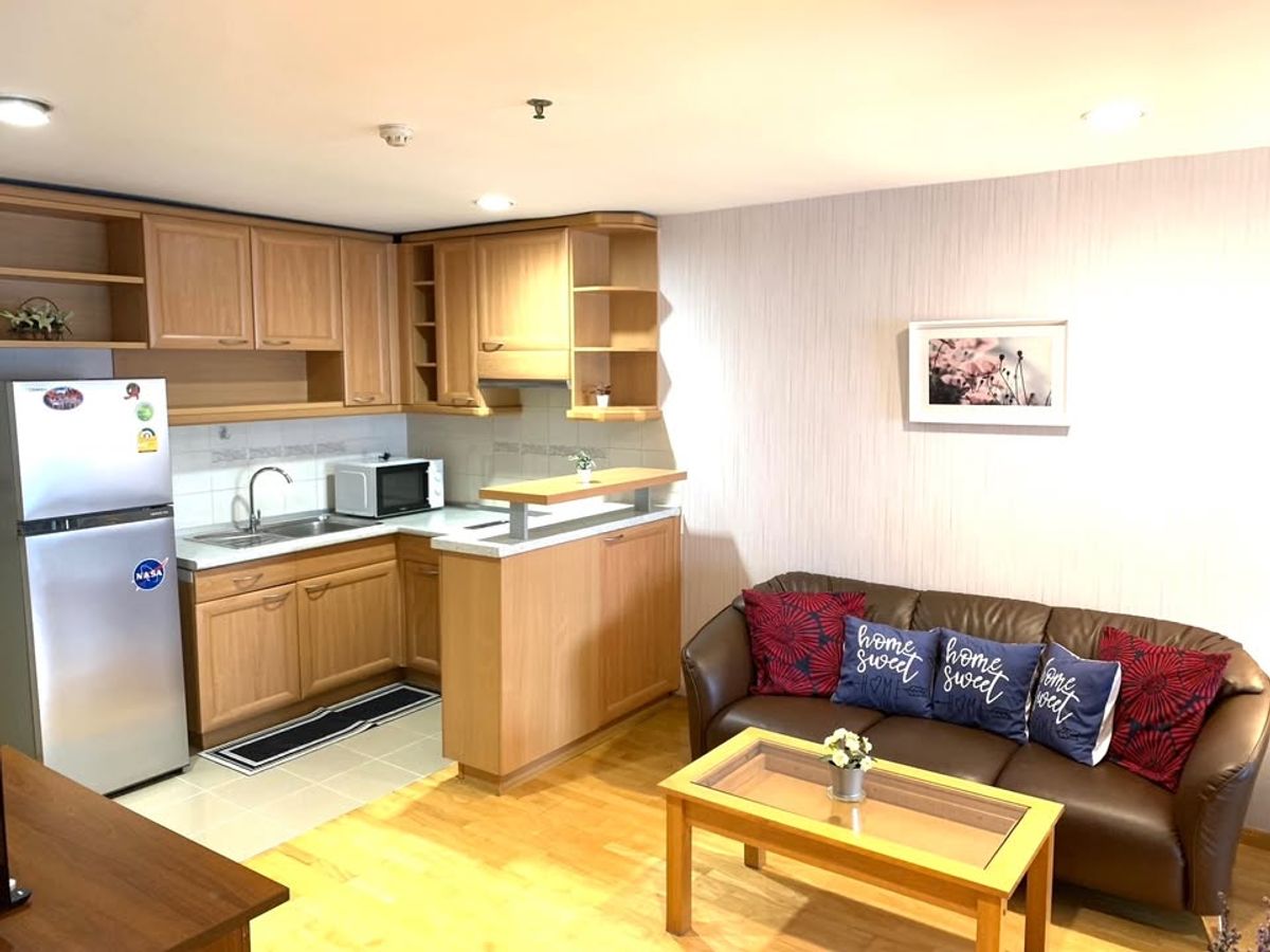 For RentCondoSukhumvit, Asoke, Thonglor : Cozy & Convenient Living | Waterford Diamond 2BR with Maid Service | Sukhumvit 30/1