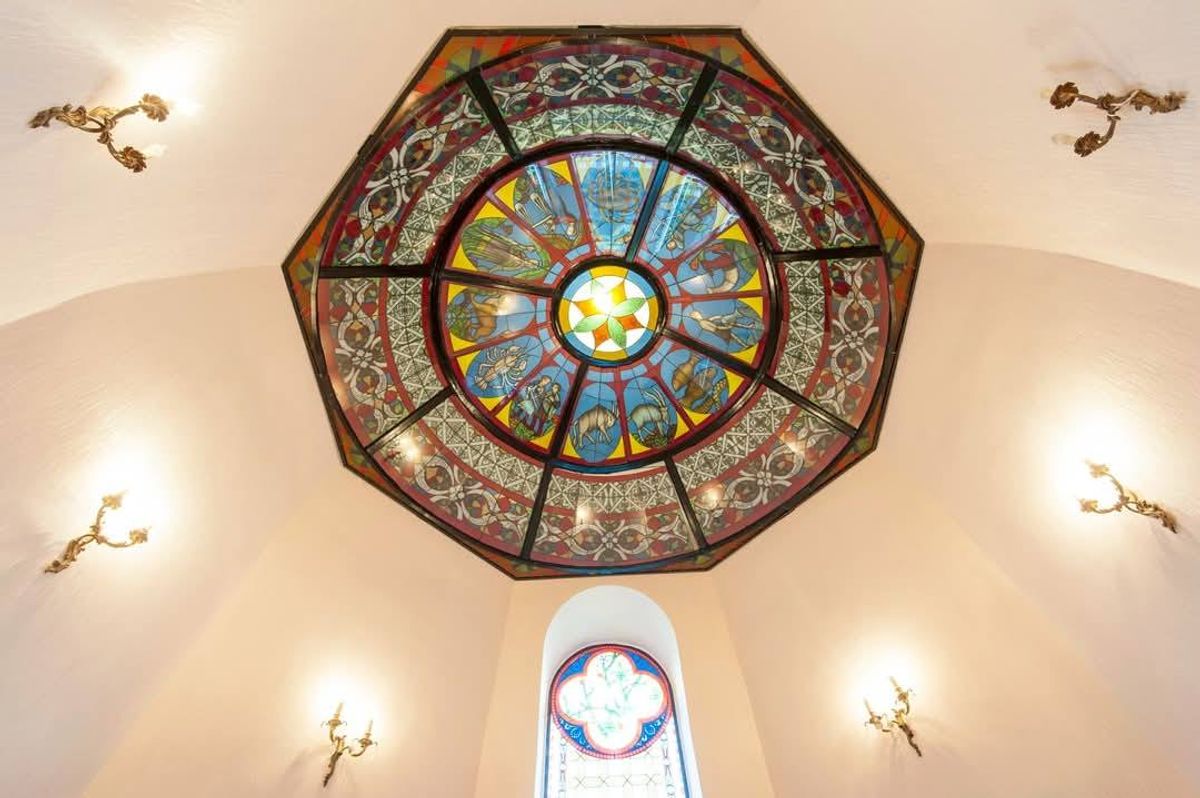 ขายบ้านพระราม 9 เพชรบุรีตัดใหม่ RCA : 🎁 อาณาจักรส่วนตัว 3 อาคารกลางเมือง! 🎁 ห่างสยามพารากอนแค่ 15 นาที!🌟