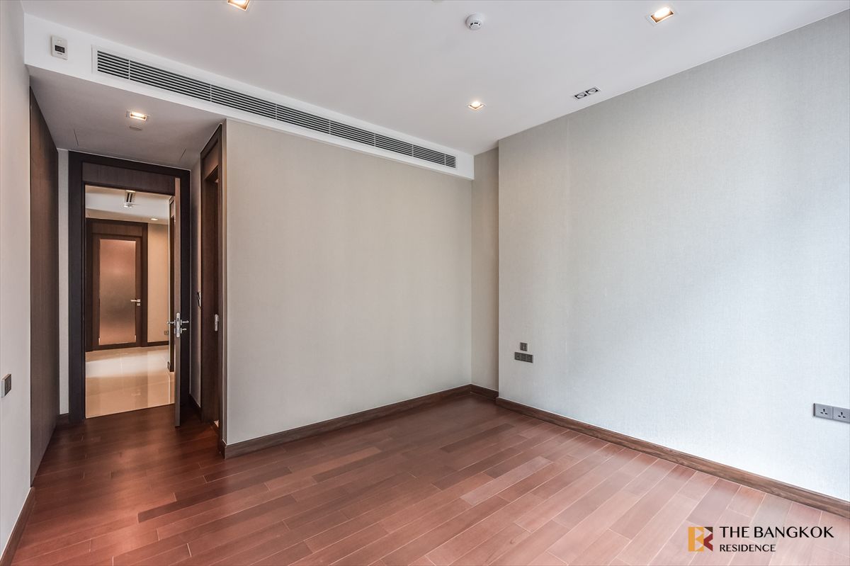 For SaleCondoNana, North Nana,Sukhumvit13, Soi Nana :  ⚡Luxury Unit Available Now!⚡  Q1 Sukhumvit Near  BTS NANA 