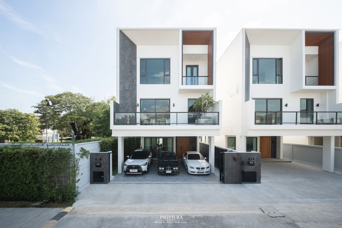 ขายบ้านราษฎร์บูรณะ สุขสวัสดิ์ : PRIVIERA บ้านเดี่ยวหรู 3 ชั้น แปลงมุม วิวสวนกว้าง แต่งครบ วัสดุพรีเมียมทั้งหลัง ใกล้ รร. รุ่งอรุณ (ไม่มีค่าส่วนกลางตลอดชีพ)  