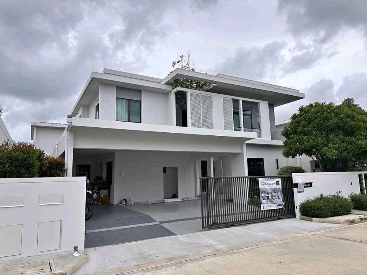 ให้เช่าบ้านสมุทรปราการ สำโรง : ให้เช่า หมู่บ้านมัณฑนา บางนา กม.15  บ้านสวย พร้อมอยู่