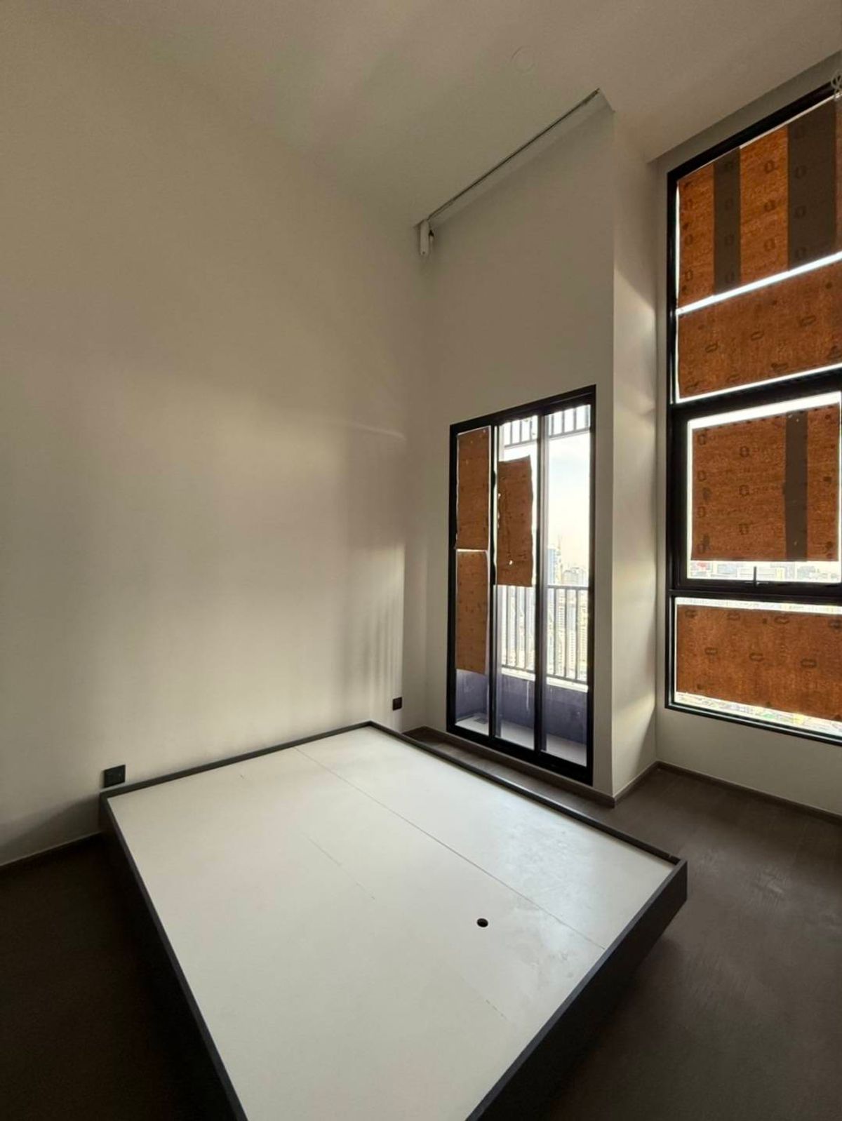 For SaleCondoSiam Paragon ,Chulalongkorn,Samyan : Park Origin Chula - Samyarn Condo for sale, price 13,900,000 baht [MKS250701]