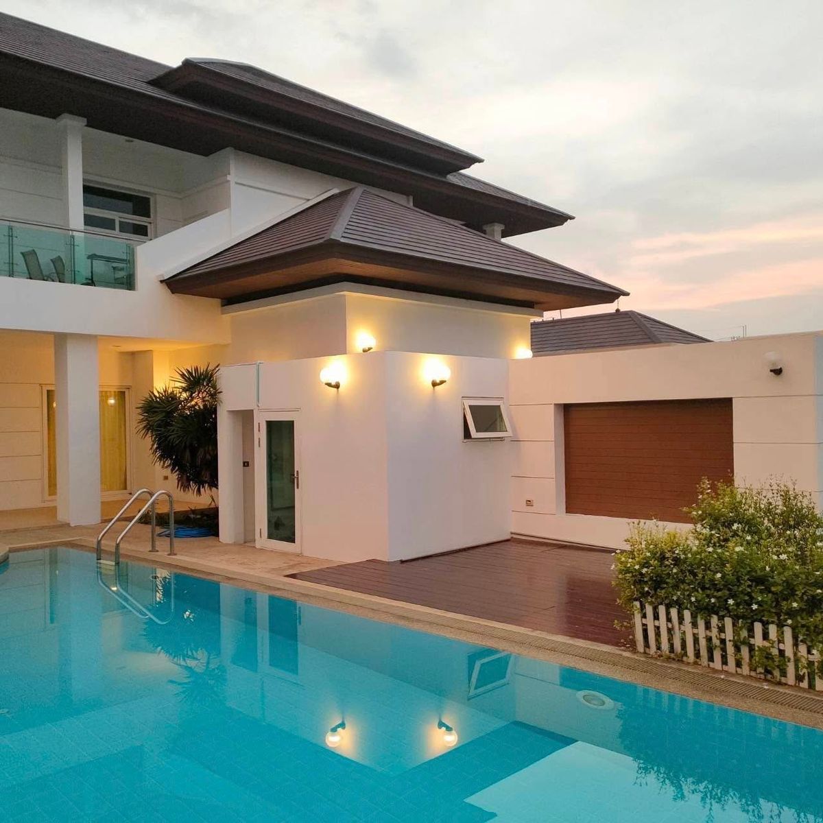 For SaleHouseSamut Prakan,Samrong : Single house with land, Village, Mill / 7 Bedrooms (Sale), Windmill Village / House Land 7 Bedrooms (For Sale) AIM003