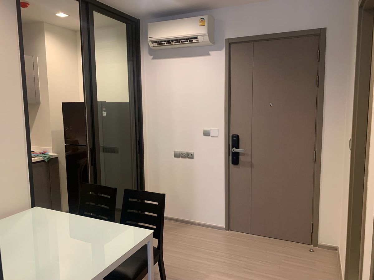 For RentCondoRama9, Petchburi, RCA : For rent Life Asoke Hype Price 24,000 baht [LAH0024]