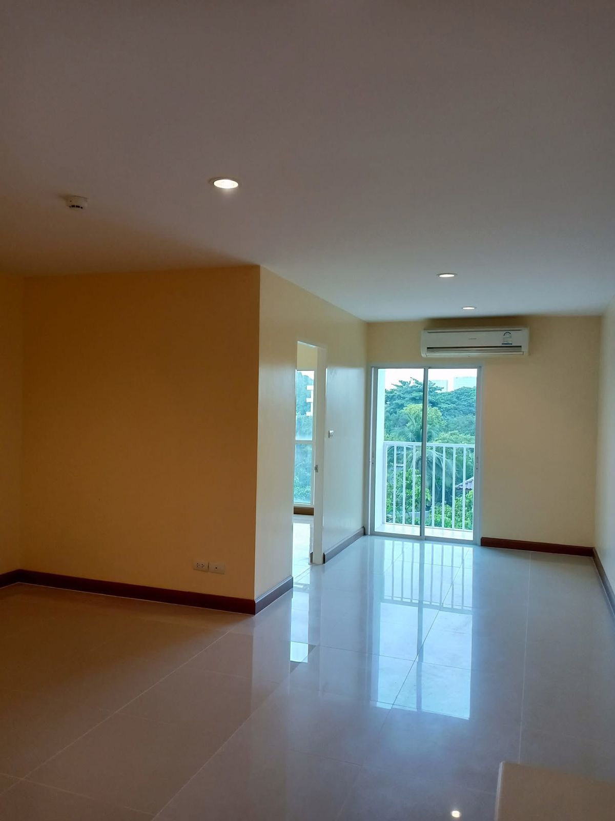 ขายคอนโดท่าพระ ตลาดพลู วุฒากาศ : ขาย รหัส PP195 คอนโด  Metro Park สาทร