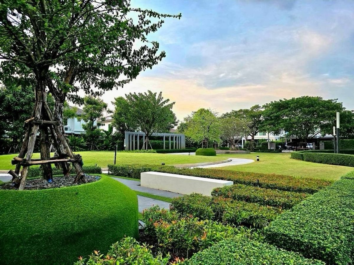 ให้เช่าบ้านบางนา แบริ่ง ลาซาล : 💥ForRent💥3Bed • Mantana Bangna KM.7 🏡 Near Mega Bangna 5 mins‼️ Private Garden 🌳 Ready to move in ‼️  Fully Furnished ✨