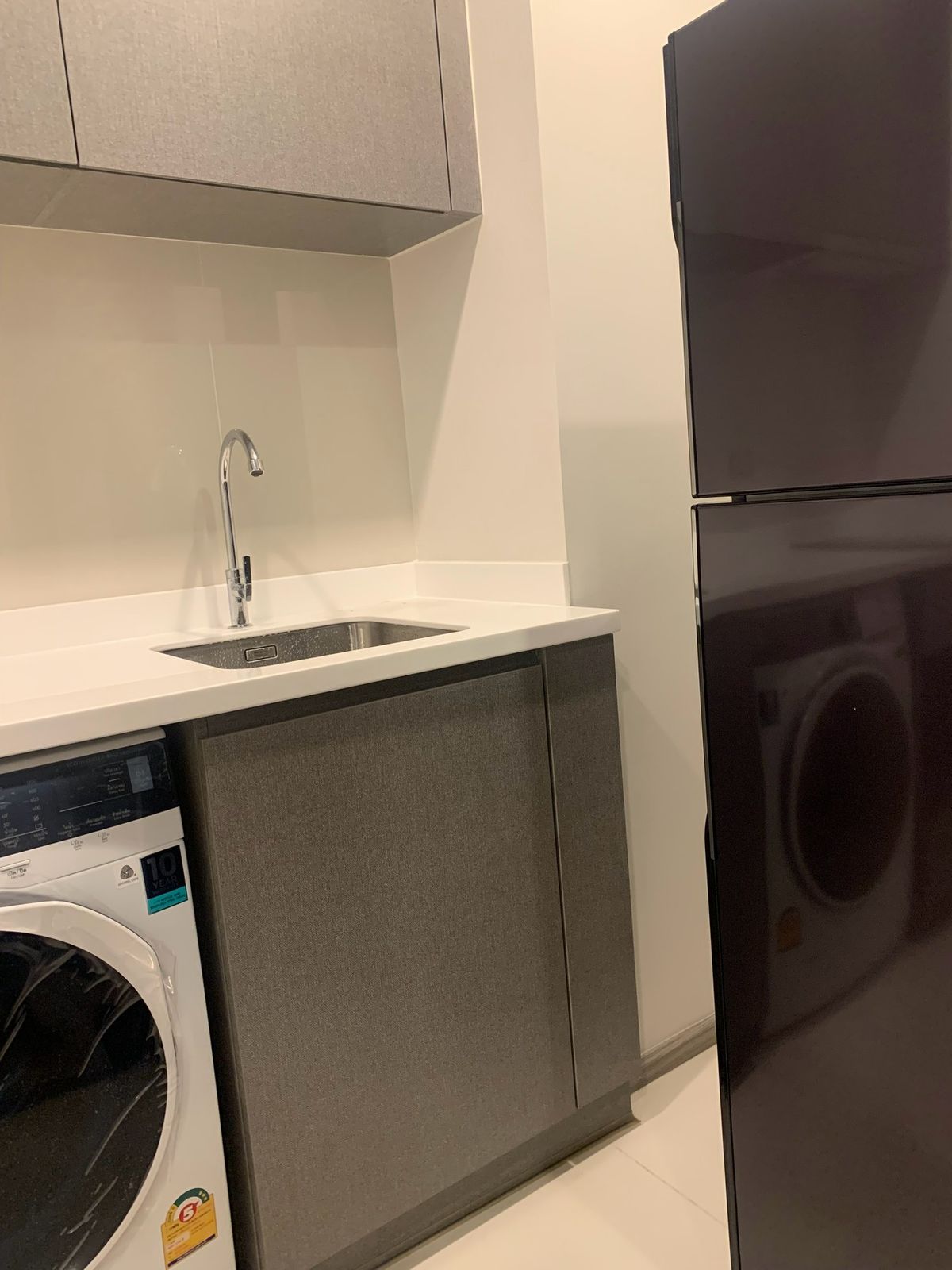 For RentCondoRama9, Petchburi, RCA : For rent Life Asoke Hype Price 24,000 baht [LAH0024]