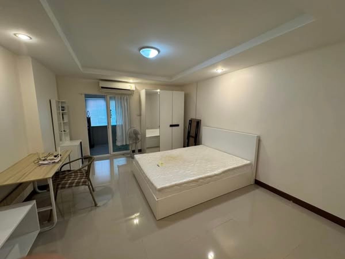 ขายคอนโดรัชดา ห้วยขวาง : ขาย รหัส PP212 คอนโด Happy Condo รัชดา 18