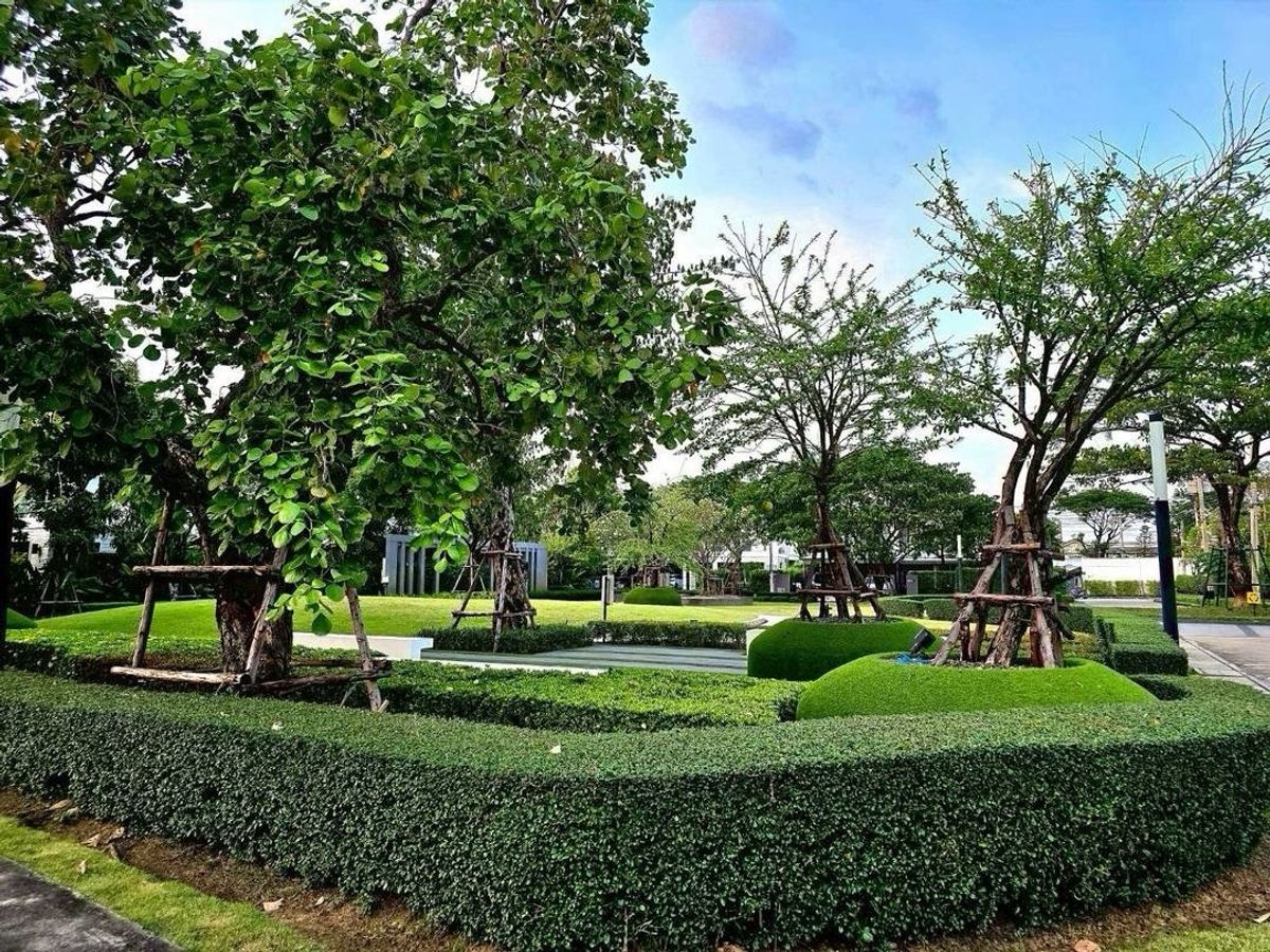 ให้เช่าบ้านบางนา แบริ่ง ลาซาล : 💥ForRent💥3Bed • Mantana Bangna KM.7 🏡 Near Mega Bangna 5 mins‼️ Private Garden 🌳 Ready to move in ‼️  Fully Furnished ✨