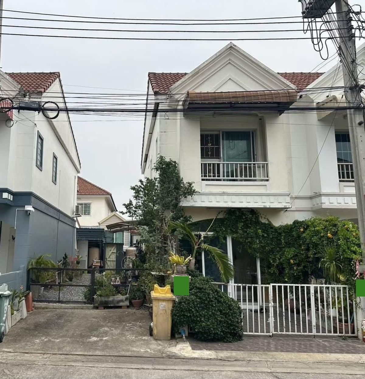 ขายทาวน์โฮมพัฒนาการ ศรีนครินทร์ : 16ตรว 2นอน2น้ำ ทาวน์โฮม 2 ชั้น สวนหลวงวิลล์ นิรันดร์ วิลล์ 3