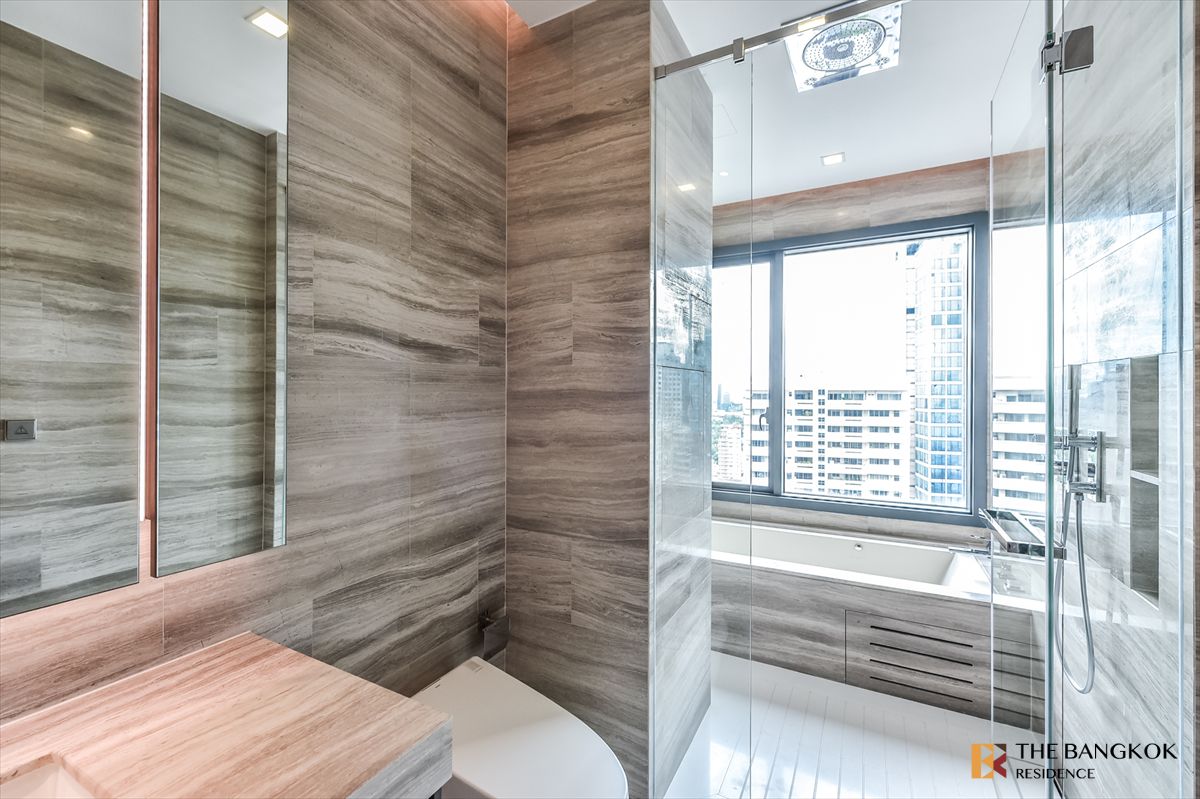 For SaleCondoNana, North Nana,Sukhumvit13, Soi Nana :  ⚡ Ultra Luxury Beautiful unit ⚡Q1 Sukhumvit, Ultra Luxury near BTS nana 