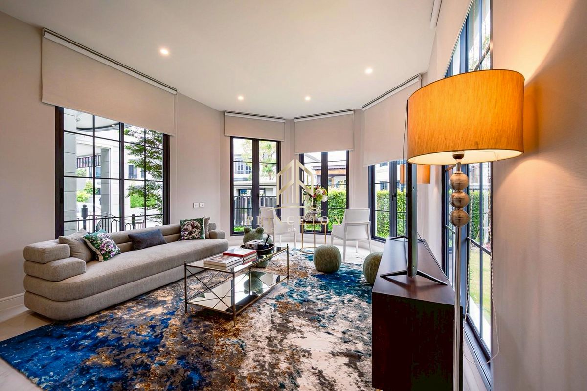 บ้านพัฒนาการ ศรีนครินทร์ : บ้านหรูสไตล์คฤหาสน์ นาราสิริ กรุงเทพกรีฑา 📞092-4252445 Narasiri Krungthep Kreetha