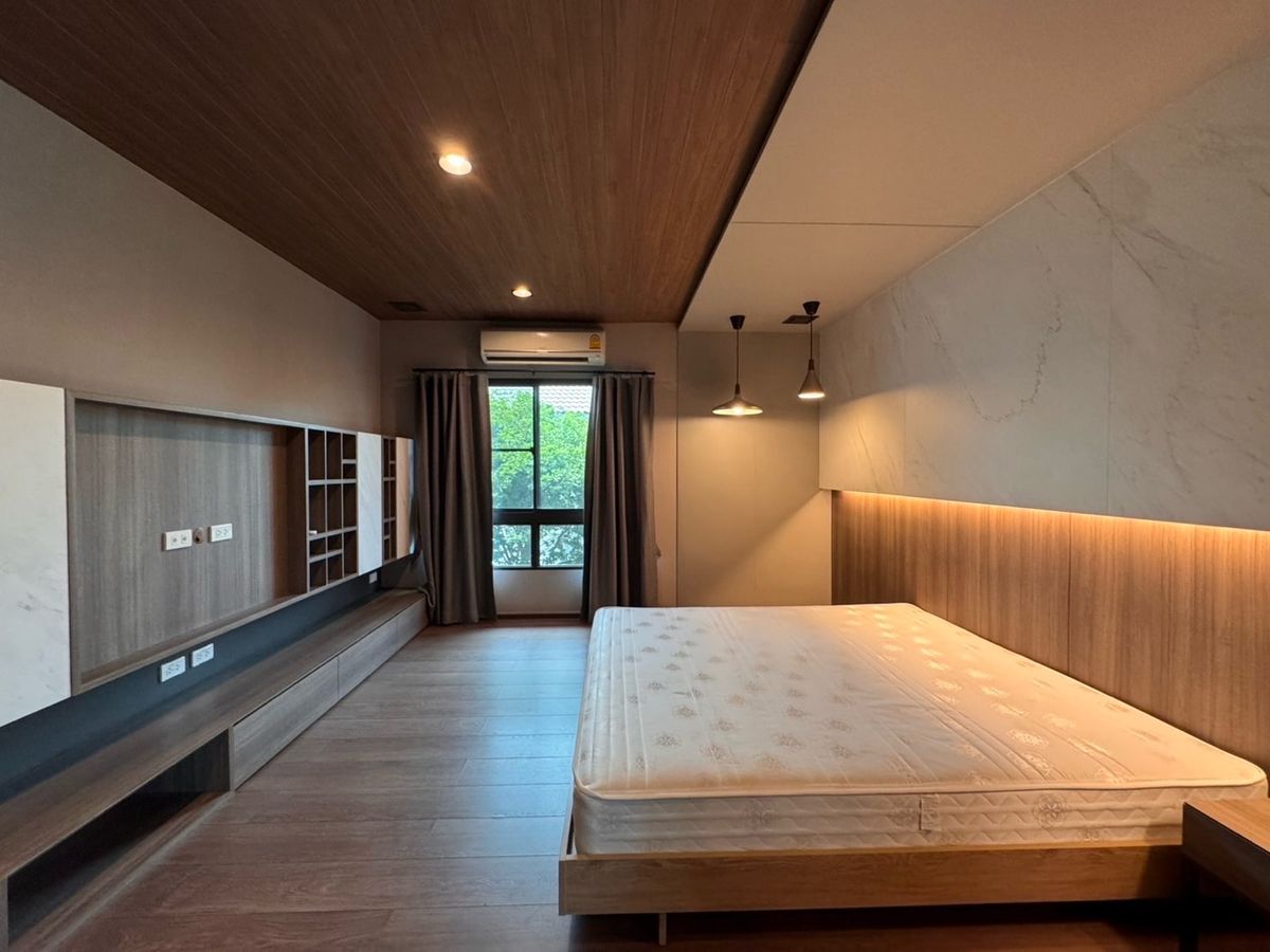 ให้เช่าบ้านบางนา แบริ่ง ลาซาล : 💥ForRent💥3Bed • Mantana Bangna KM.7 🏡 Near Mega Bangna 5 mins‼️ Private Garden 🌳 Ready to move in ‼️  Fully Furnished ✨