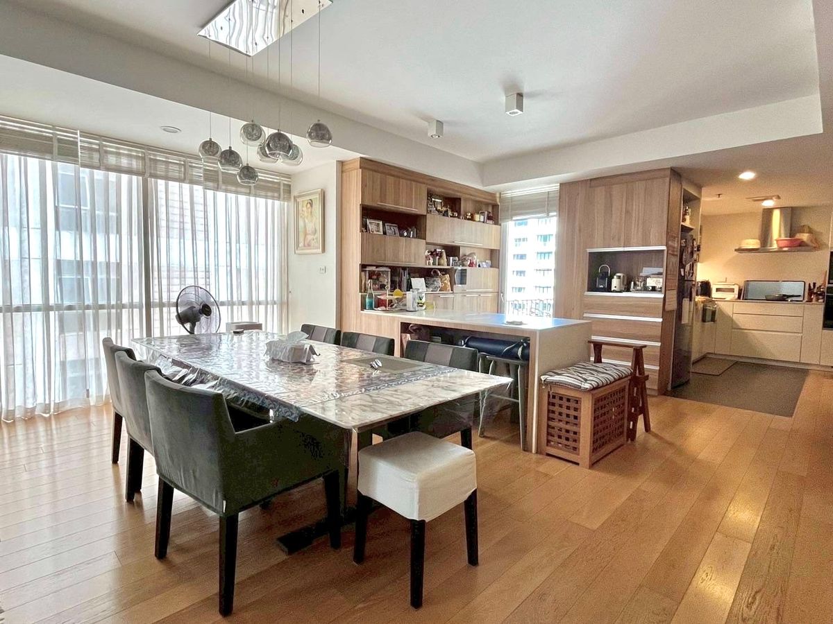 ขายคอนโดวิทยุ ชิดลม หลังสวน : ขายคอนโดใจกลางเมือง Langsuan Ville 1 Bedroom 1 Bathroom 