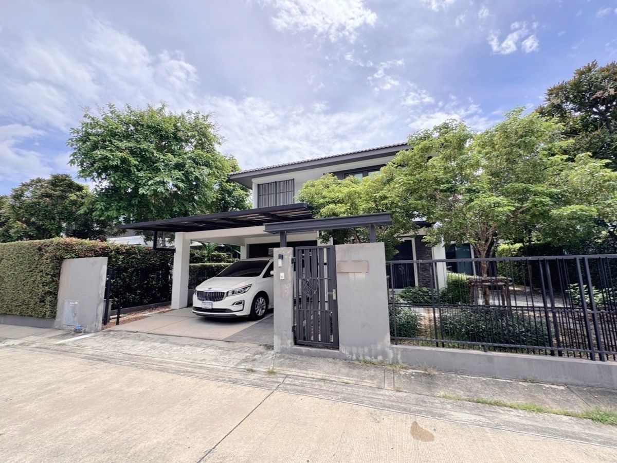 ให้เช่าบ้านบางนา แบริ่ง ลาซาล : 💥ForRent💥3Bed • Mantana Bangna KM.7 🏡 Near Mega Bangna 5 mins‼️ Private Garden 🌳 Ready to move in ‼️  Fully Furnished ✨