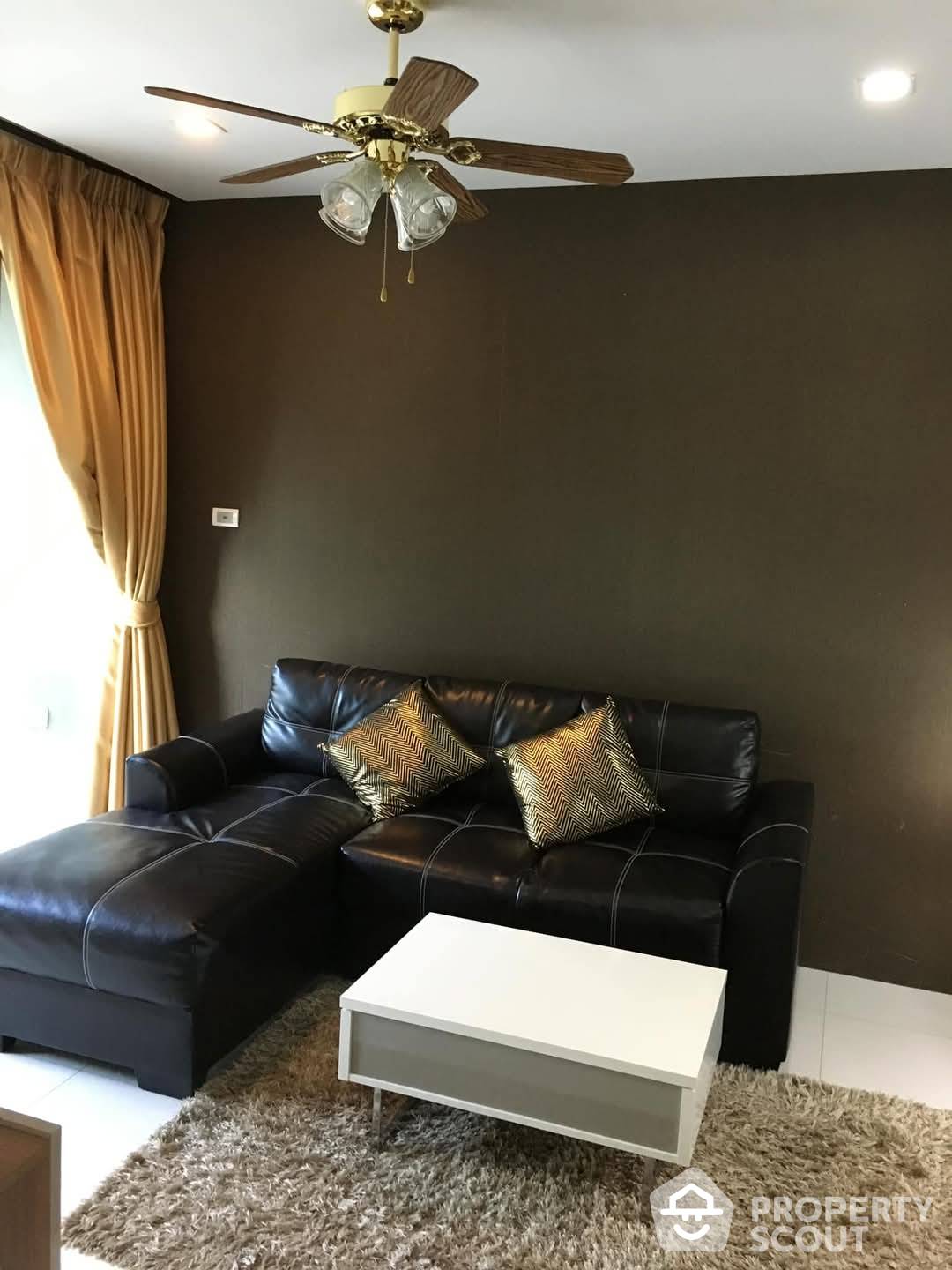 For SaleCondoPattaya, Bangsaen, Chonburi : 1-BR Condo at Apus Condominiums close to Central Pattaya
