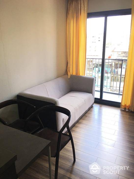 For SaleCondoSapankwai,Jatujak : 1-BR Condo at Onyx Phahonyothin near BTS Saphan Khwai