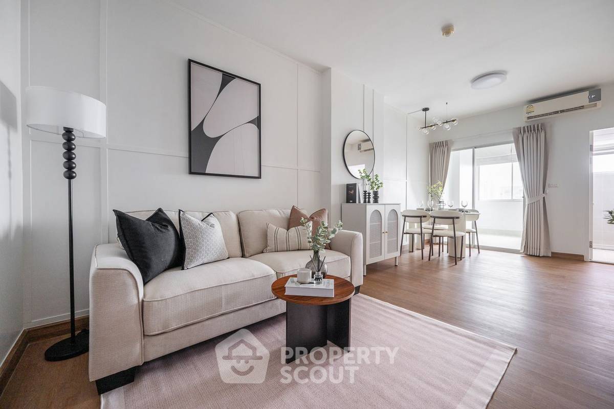 For SaleCondoRama9, Petchburi, RCA : 1-BR Condo at Supalai Park Asoke Ratchada near MRT Phra Ram 9