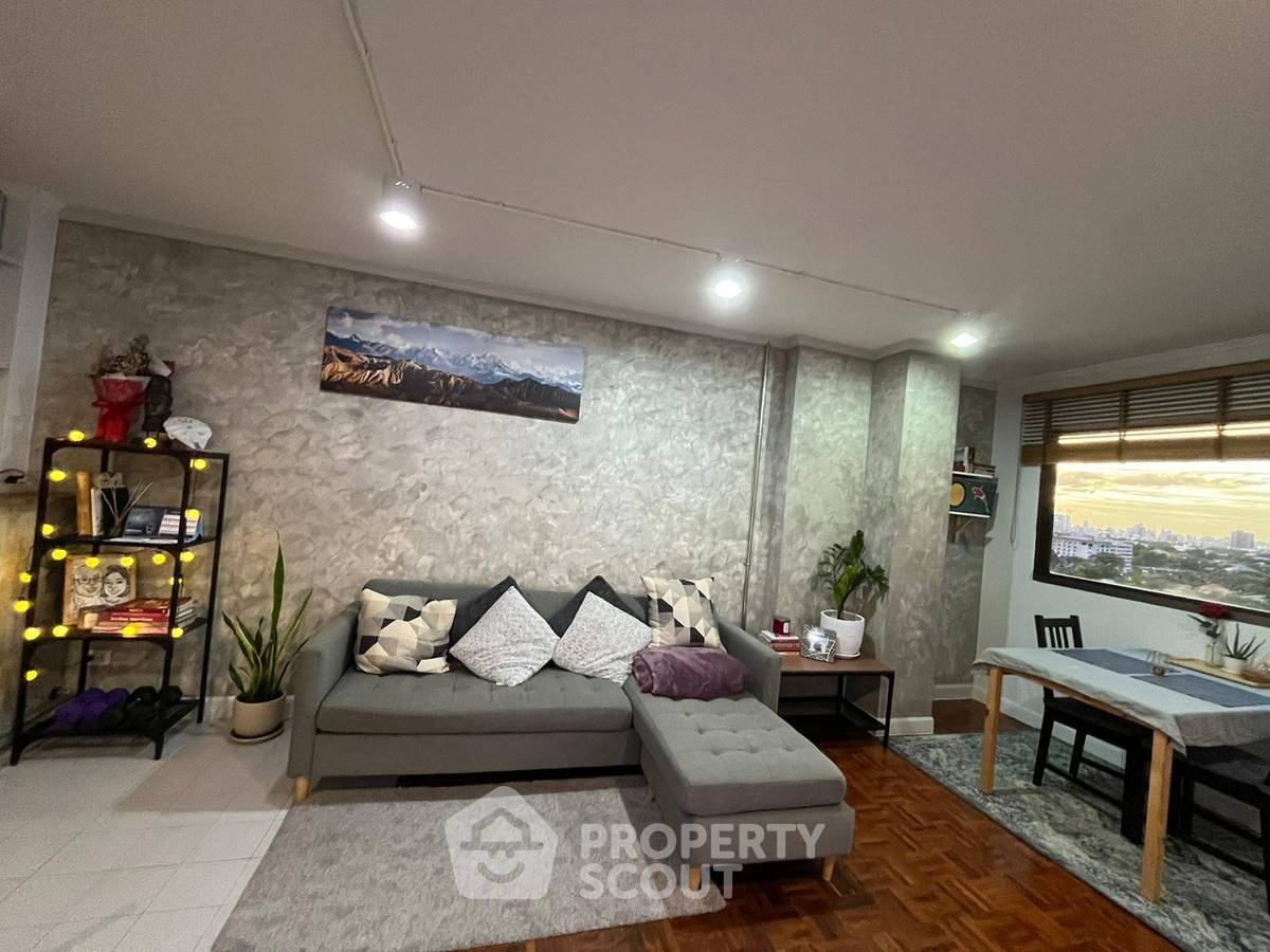 For SaleCondoOnnut, Udomsuk : 2-BR Condo at Baan On-nut Sukhumvit 77 Condominium in Suan Luang