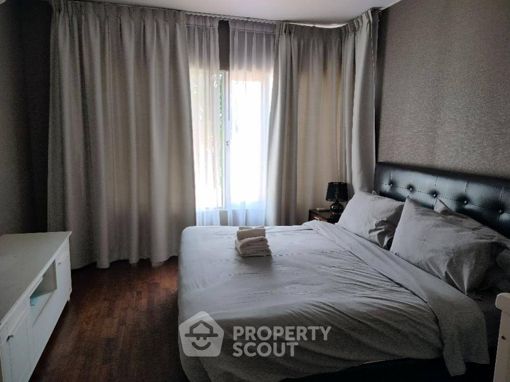 For SaleCondoHuahin, Prachuap Khiri Khan, Pran Buri : 2-BR Condo at Baan Sandao close to Hua Hin Market Village