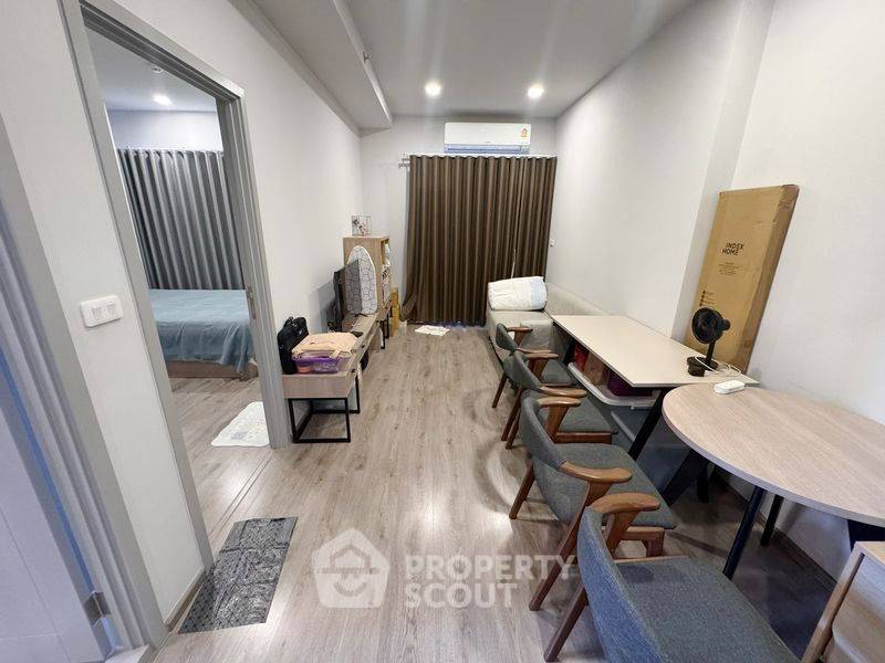 For SaleCondoBang Sue, Wong Sawang, Tao Pun : 2-BR Condo at Chapter One Flow Bangpo near MRT Bang Pho