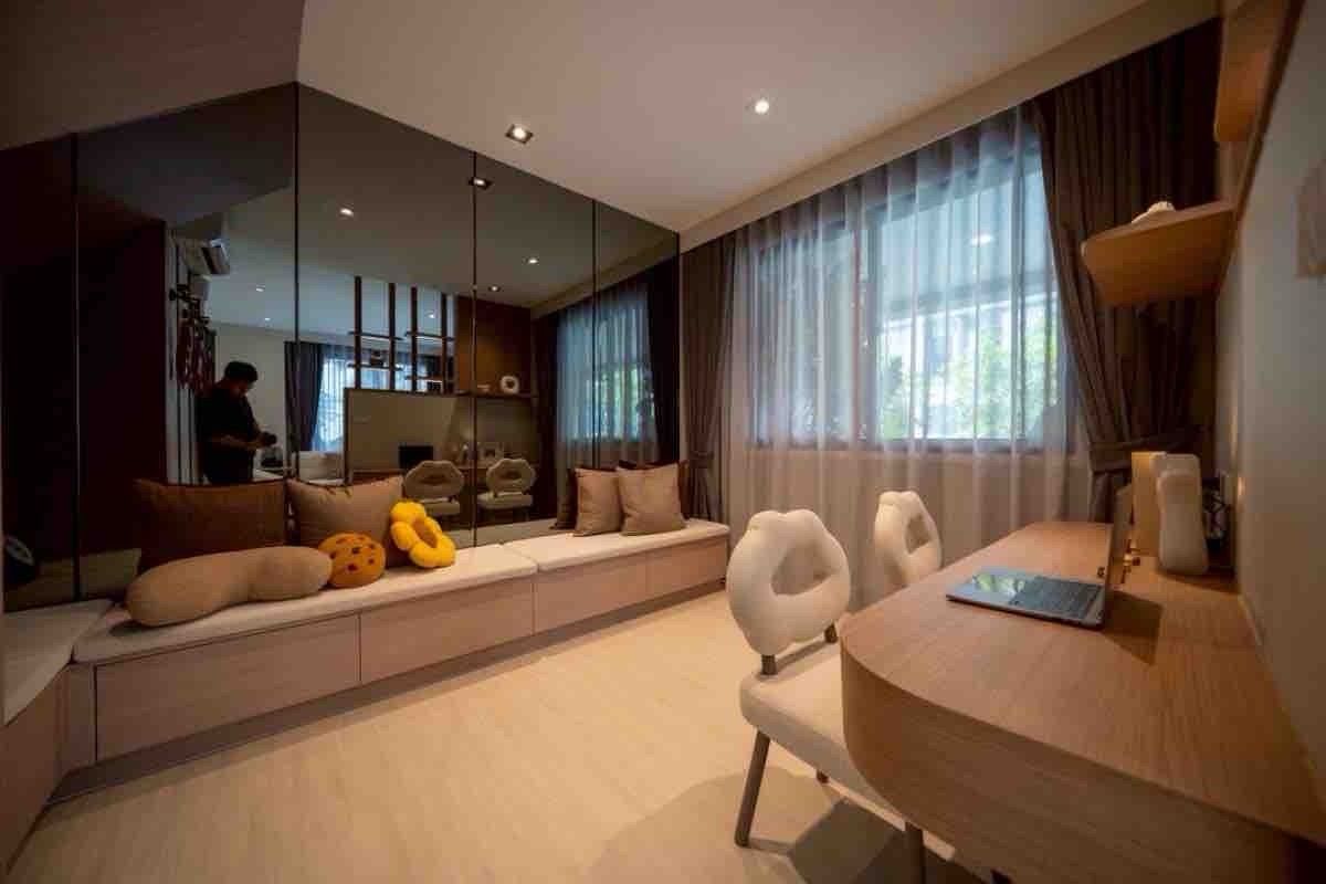 For SaleTownhomeRattanathibet, Sanambinna : Matter Ngamwongwan | Beautifully Selected Plot 4 Bedrooms | 4 Bathrooms | 2 Parking Spaces Guaranteed Best Price 💯📱 092-808-8899