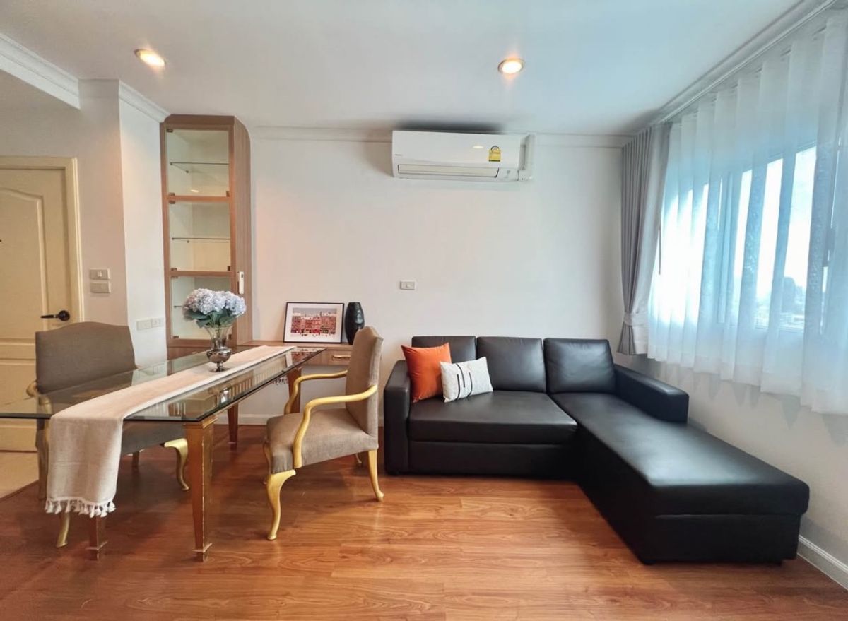 For RentCondoSukhumvit, Asoke, Thonglor : [Rental] Grand Park View Asoke 2 bedrooms 60.00 sqm. Good location! In front of the Grammy building, the room is very beautiful, ready to enter 15 July 68 30000/month.