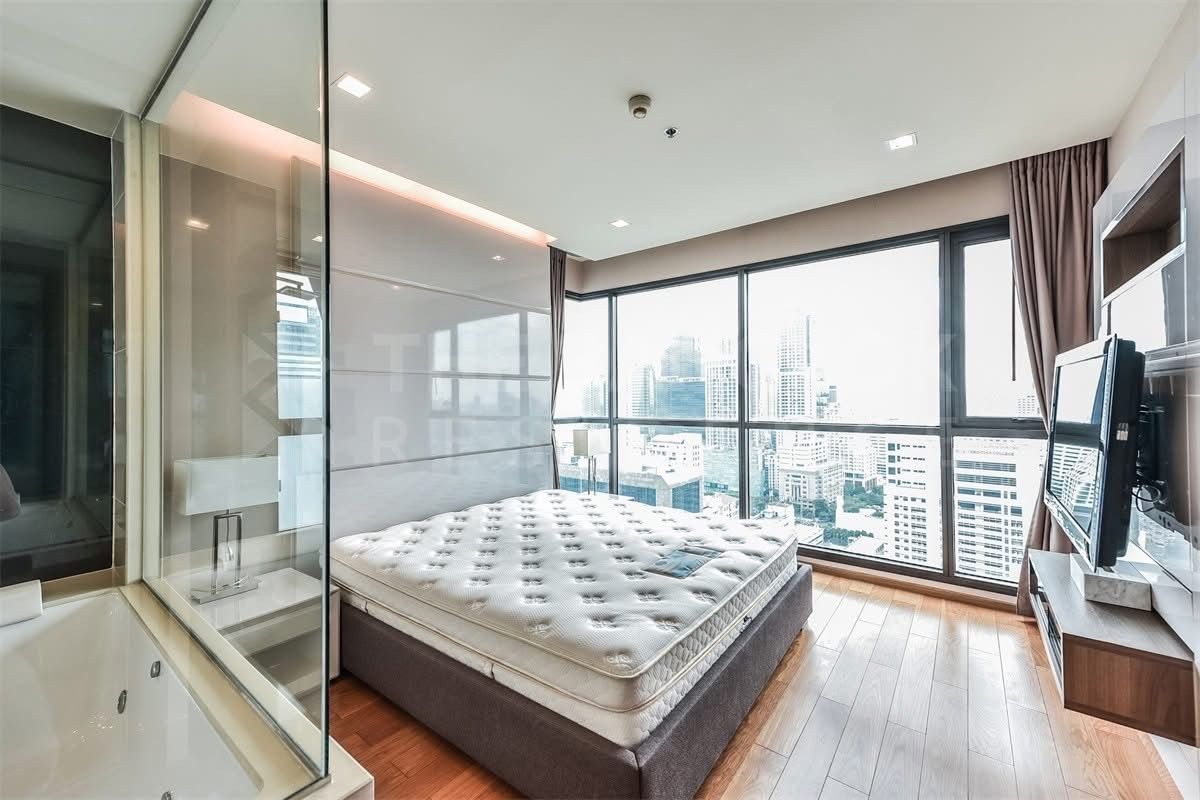 ขายคอนโดสาทร นราธิวาส : ST084 ขายราคาดีสุดคุ้ม! The Address Sathorn