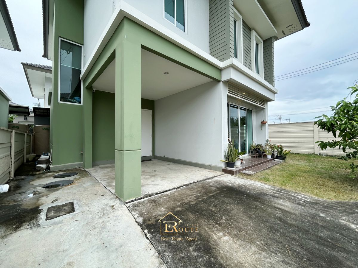 For SaleHousePathum Thani,Rangsit, Thammasat : Twin house for sale, The Platon Chaeng Wattana-Ratchaphruek, 44.9 sq.w., behind the road near 345 Bang Khu Temple, Pathum Thani Temple