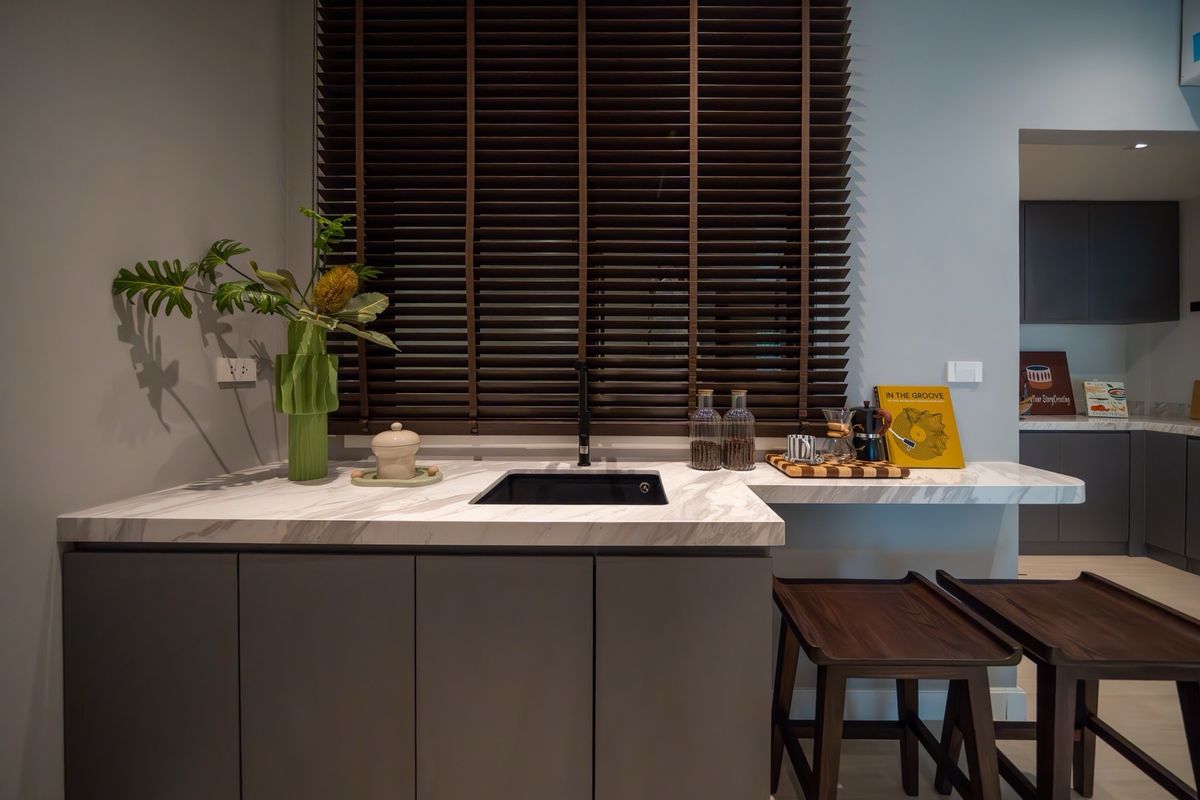 For SaleTownhomeRattanathibet, Sanambinna : 𝑴𝒂𝒕𝒕𝒆𝒓 Ngamwongwan — close to the BTS. 3 bedrooms, 3 bathrooms, 2 parking spaces, plus an 𝐄𝐱𝐜𝐥𝐮𝐬𝐢𝐯𝐞 promotion locked in for every deal. Call now 📱 092-808-8899