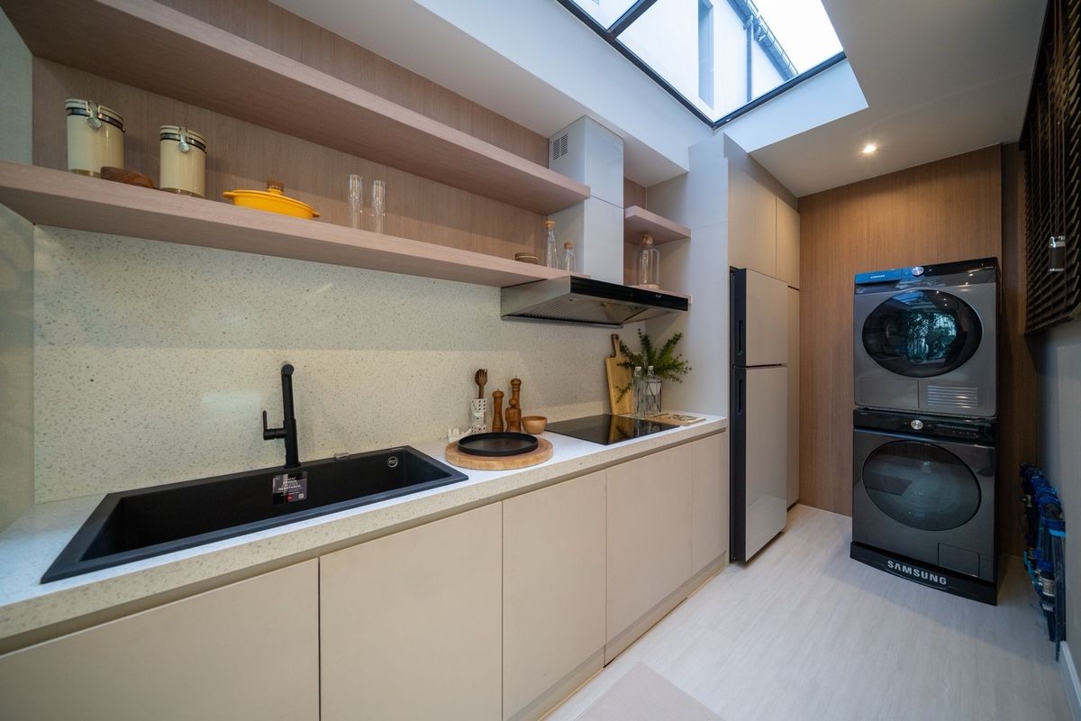 For SaleTownhomeRattanathibet, Sanambinna : Matter Ngamwongwan | Beautifully Selected Plot 4 Bedrooms | 4 Bathrooms | 2 Parking Spaces Guaranteed Best Price 💯📱 092-808-8899