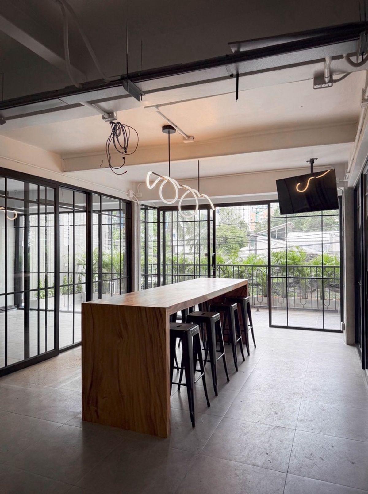 ให้เช่าอาคารพาณิชย์สุขุมวิท อโศก ทองหล่อ : Commercial for rent @ Asoke
