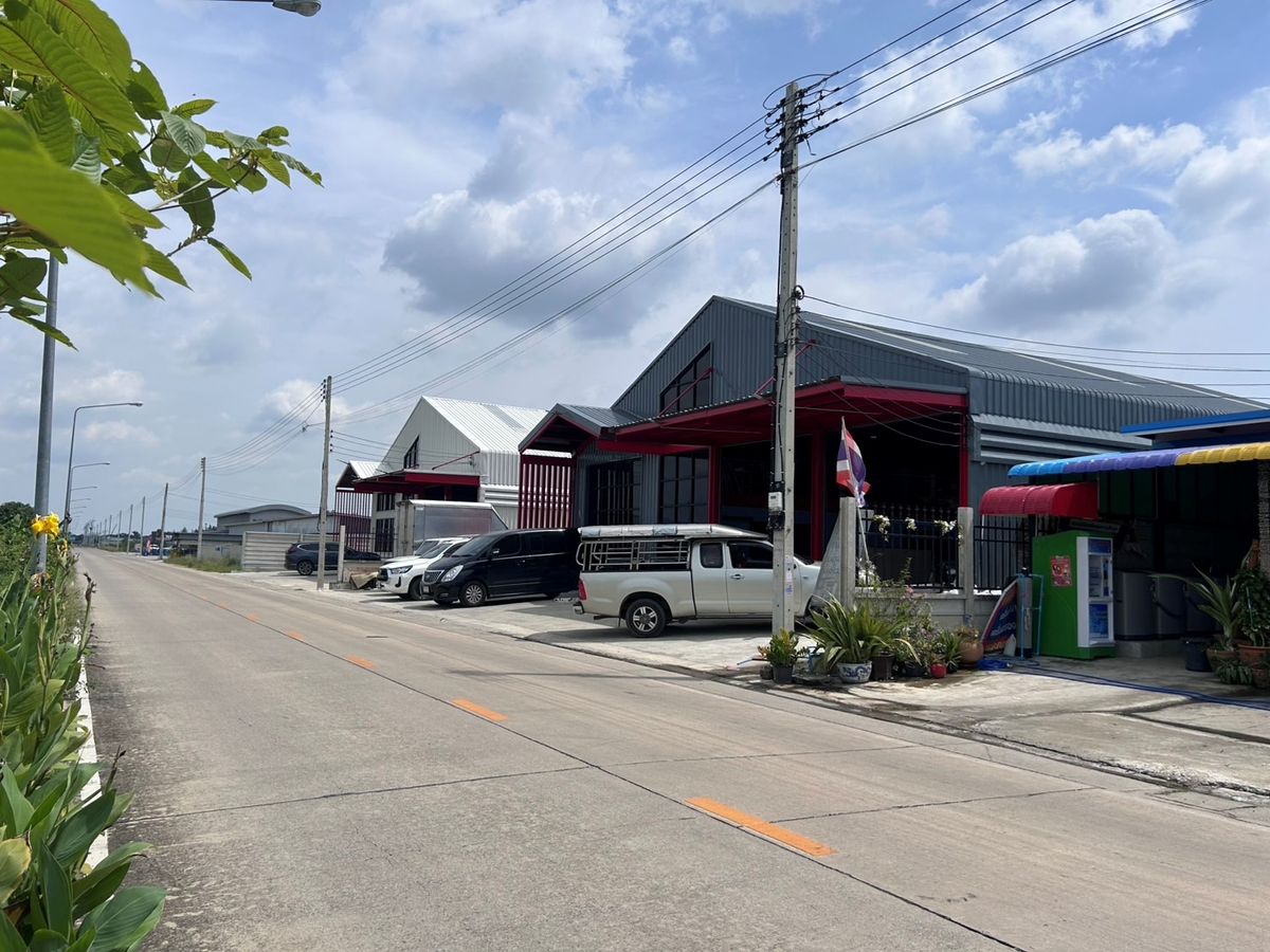 For RentWarehousePathum Thani,Rangsit, Thammasat : Warehouse-Luxury office / only 73 baht / sqm.