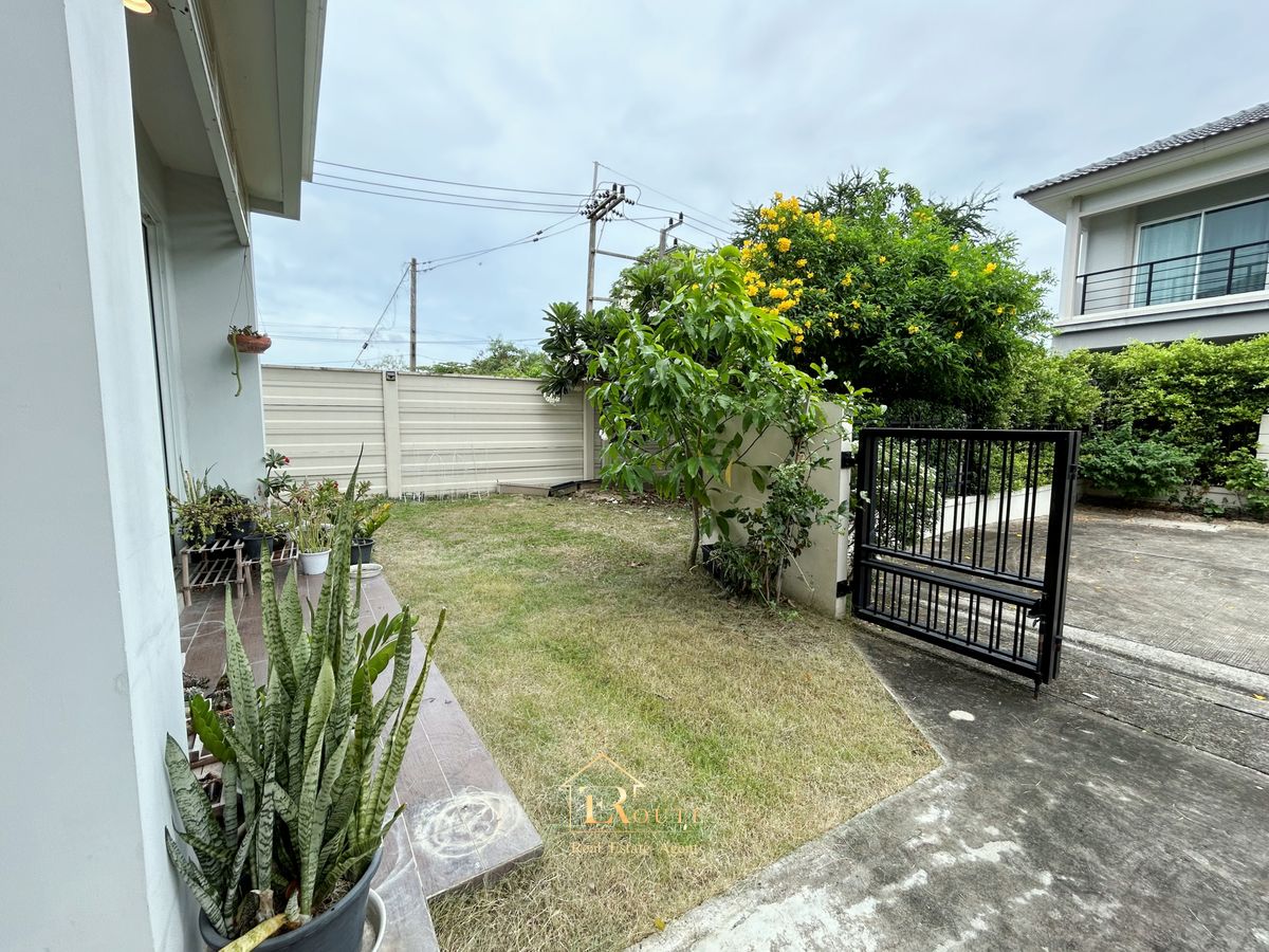 For SaleHousePathum Thani,Rangsit, Thammasat : Twin house for sale, The Platon Chaeng Wattana-Ratchaphruek, 44.9 sq.w., behind the road near 345 Bang Khu Temple, Pathum Thani Temple