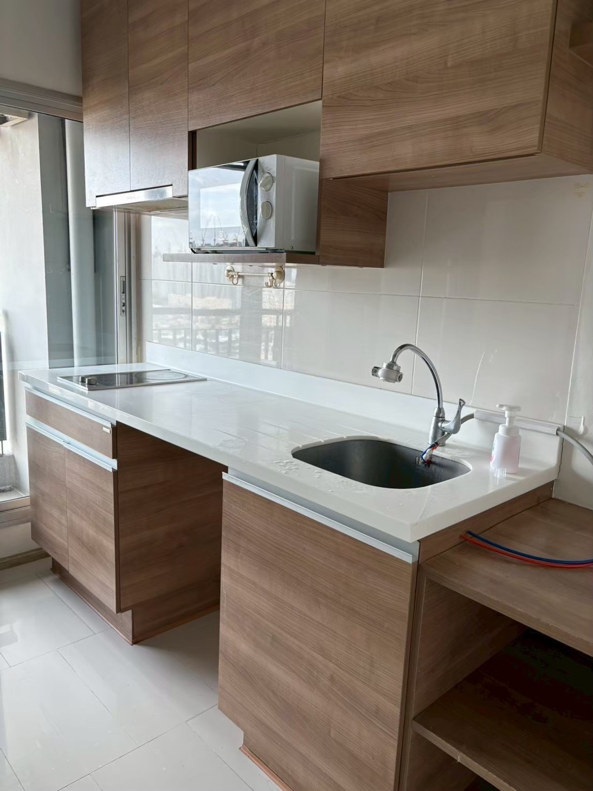 ให้เช่าคอนโดรัชดา ห้วยขวาง : ให้เช่า ด่วน ริธึ่ม รัชดา ห้วยขวาง 1ห้องนอน Rhythm ratchada huaikhwang