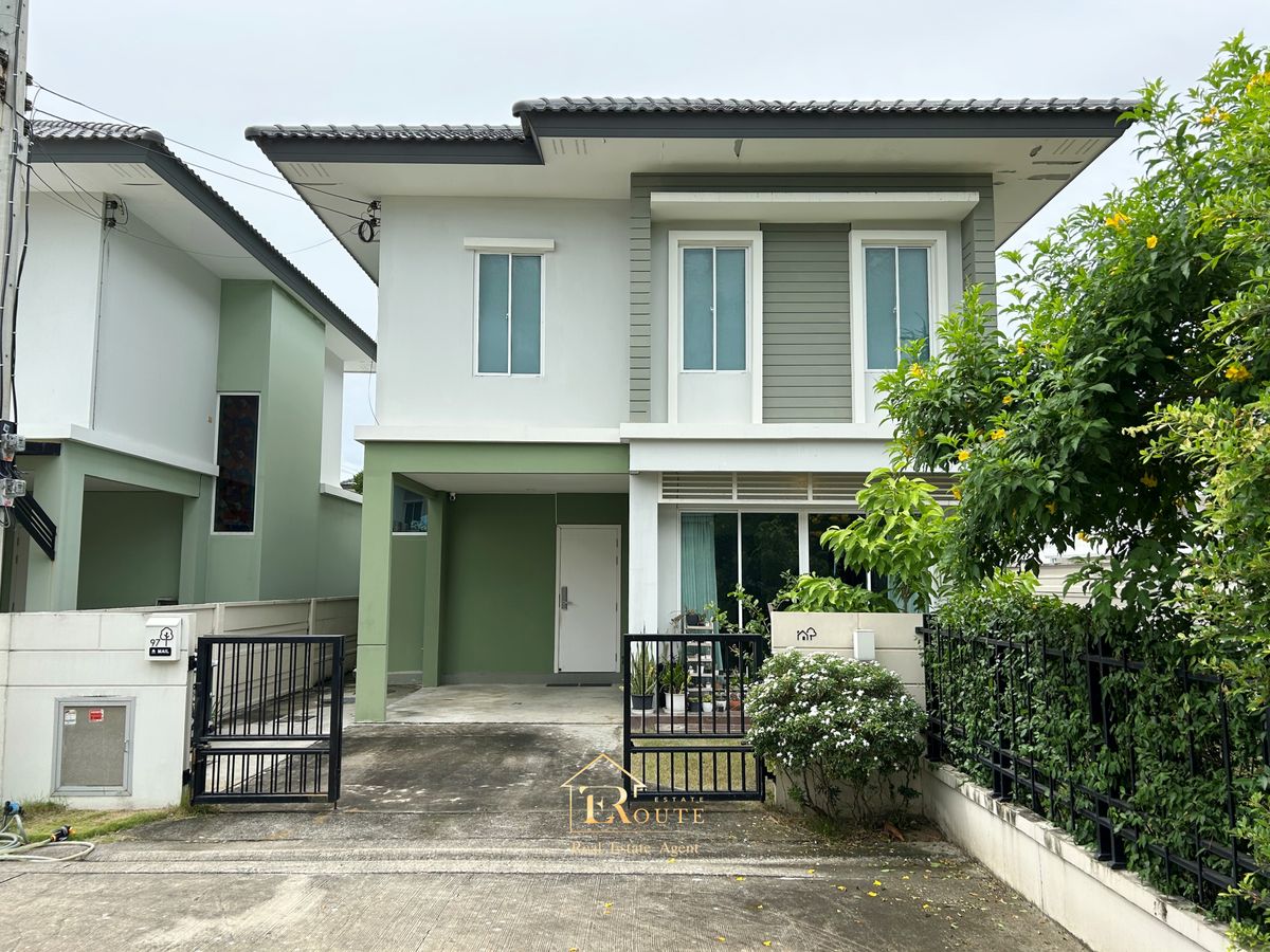 For SaleHousePathum Thani,Rangsit, Thammasat : Twin house for sale, The Platon Chaeng Wattana-Ratchaphruek, 44.9 sq.w., behind the road near 345 Bang Khu Temple, Pathum Thani Temple