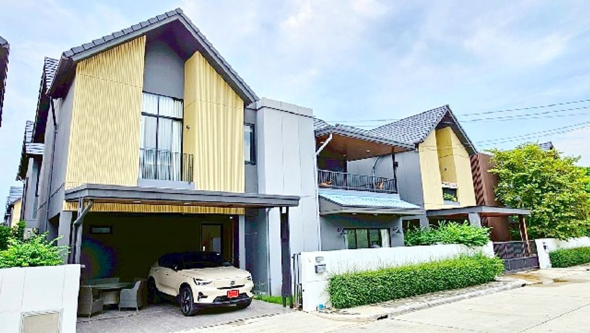 For RentHouseNawamin, Ramindra : Ekkamai Expressway BTS Bhumibol 2km. For-rent LUx mansion Watcharaphon Peumsin 500m.