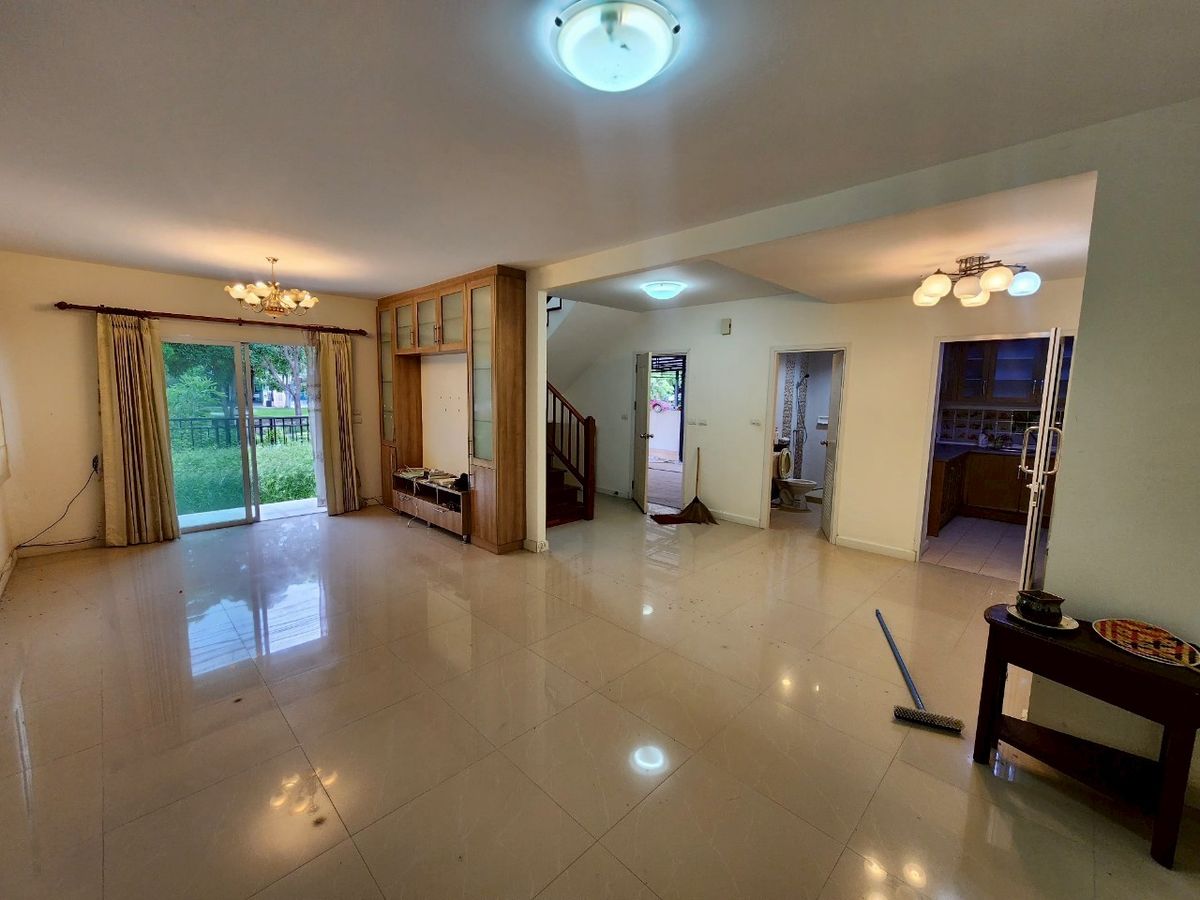 ขายบ้านมหาชัย สมุทรสาคร : บ้านเดี่ยว โครงการพฤกษาวิลเลจ 6 พระราม 2 - บางขุนเทียนชายทะเล บ้านพร้อมอยู่ ทำเลหน้าสวน ขนาด 50 ตารางวา 3 ห้องนอน ตำบลพันท้ายนรสิงห์ อำเภอเมืองสมุทรสาคร จังหวัดสมุทรสาคร