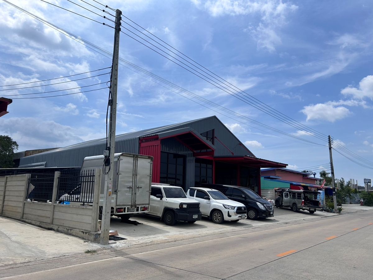 For RentWarehousePathum Thani,Rangsit, Thammasat : Warehouse-Luxury office / only 73 baht / sqm.