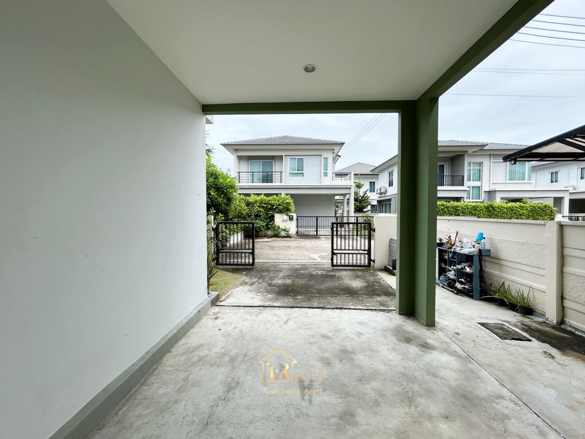 For SaleHousePathum Thani,Rangsit, Thammasat : Twin house for sale, The Platon Chaeng Wattana-Ratchaphruek, 44.9 sq.w., behind the road near 345 Bang Khu Temple, Pathum Thani Temple