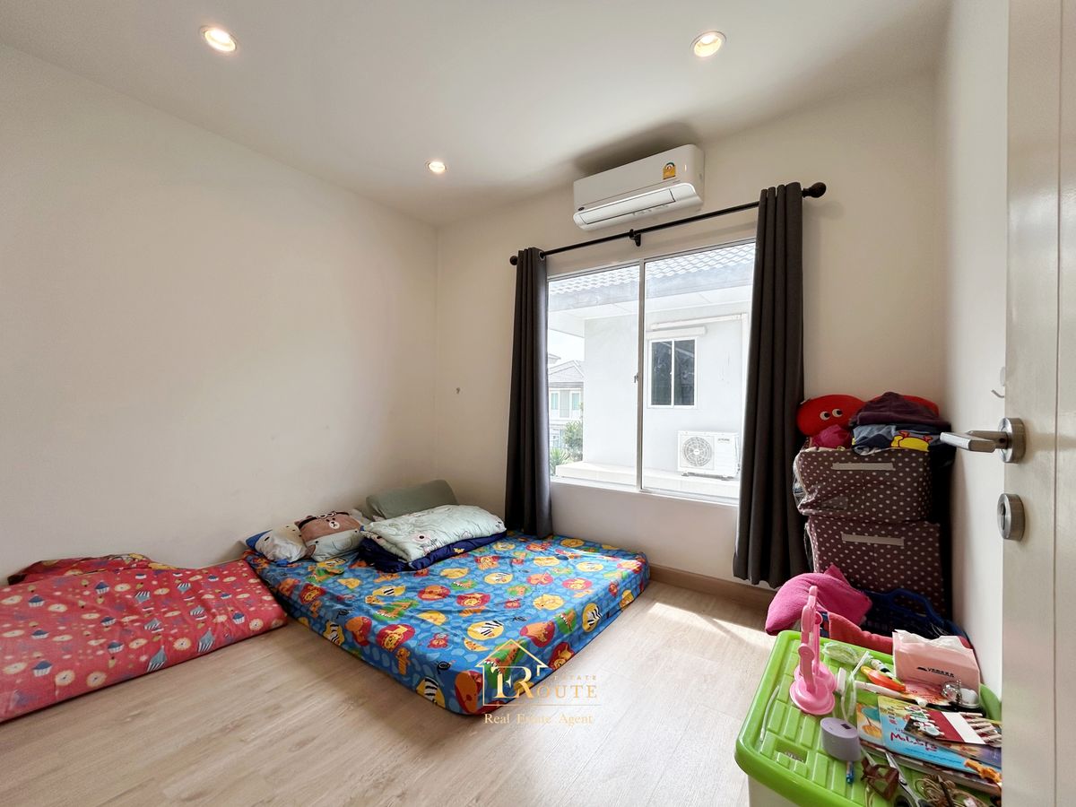 For SaleHousePathum Thani,Rangsit, Thammasat : Twin house for sale, The Platon Chaeng Wattana-Ratchaphruek, 44.9 sq.w., behind the road near 345 Bang Khu Temple, Pathum Thani Temple