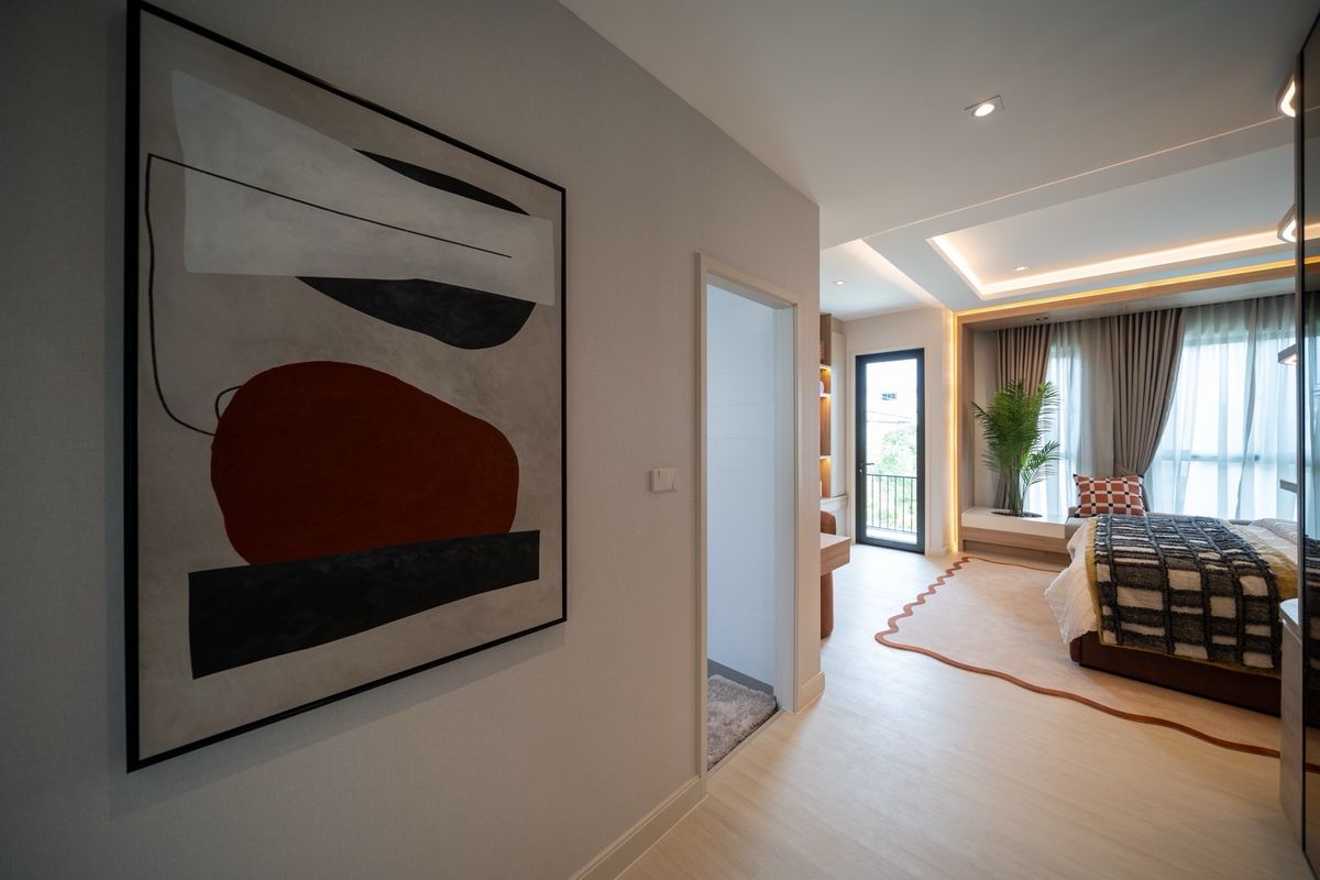 For SaleTownhomeRattanathibet, Sanambinna : 𝑴𝒂𝒕𝒕𝒆𝒓 Ngamwongwan — close to the BTS. 3 bedrooms, 3 bathrooms, 2 parking spaces, plus an 𝐄𝐱𝐜𝐥𝐮𝐬𝐢𝐯𝐞 promotion locked in for every deal. Call now 📱 092-808-8899