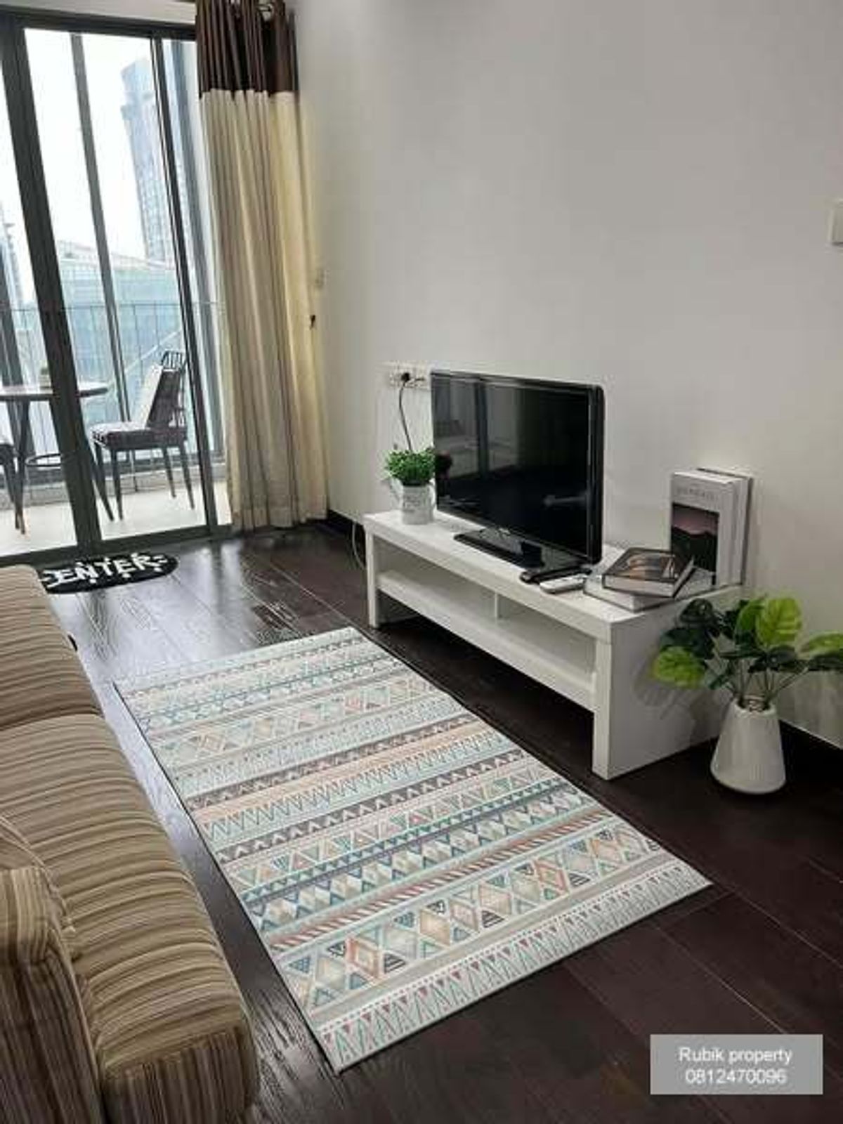 For RentCondoRatchathewi,Phayathai : Condo for rent IDEO Q Phayathai, 36th floor, beautiful view, visit the city (RB970)